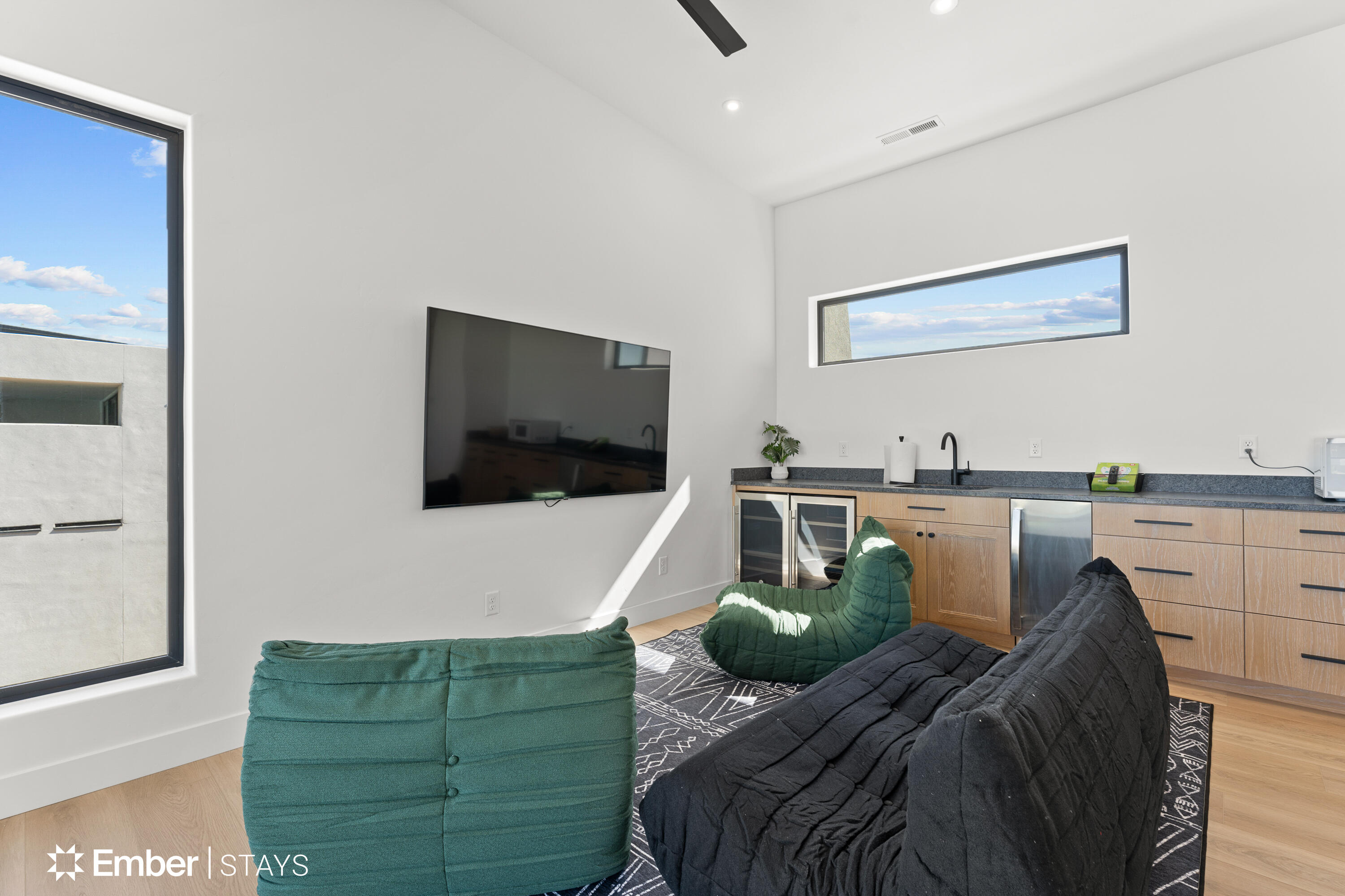 DESERT COLOR RESORT - Residential