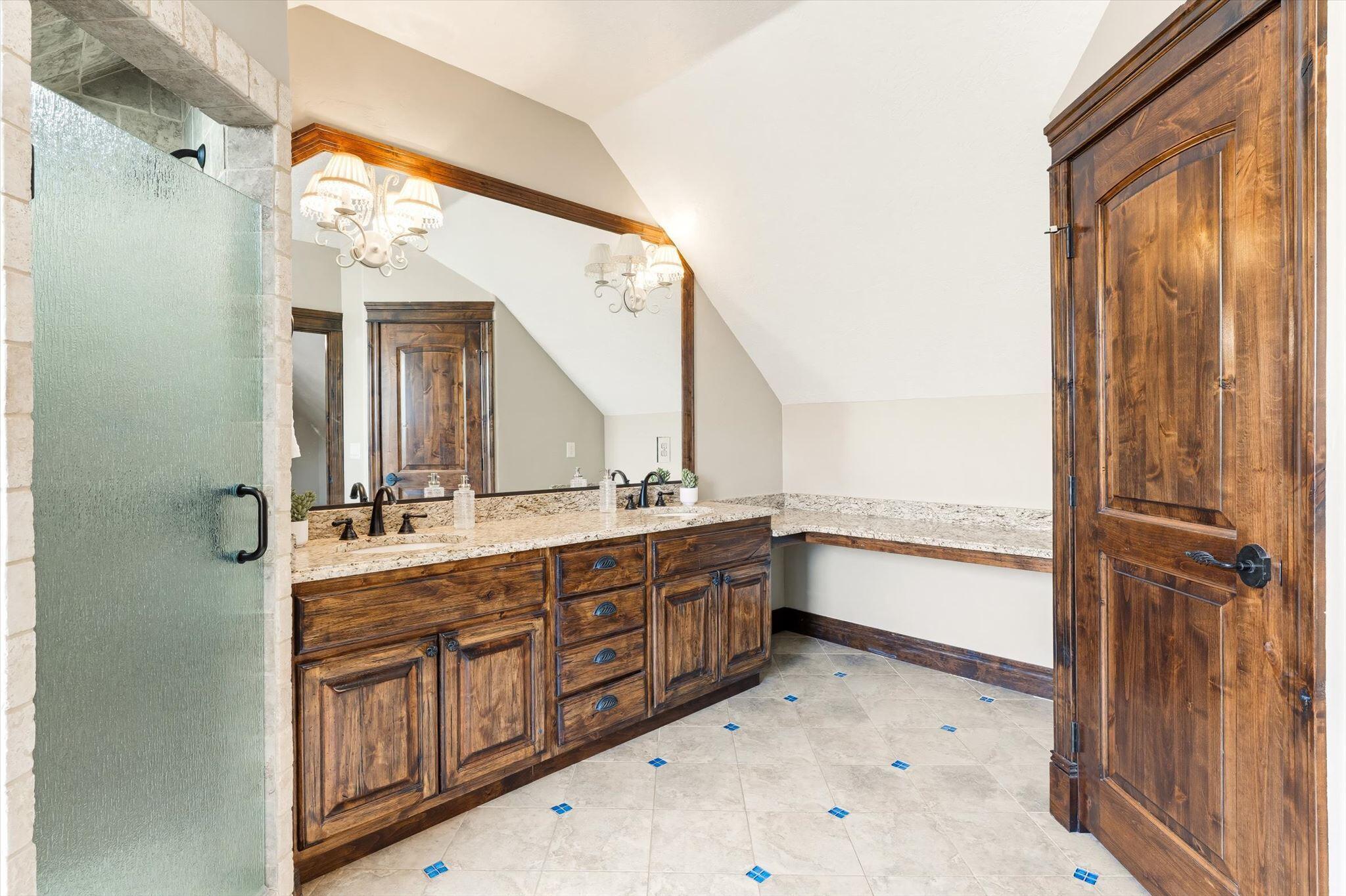 CHAPARRAL RIDGE - Residential