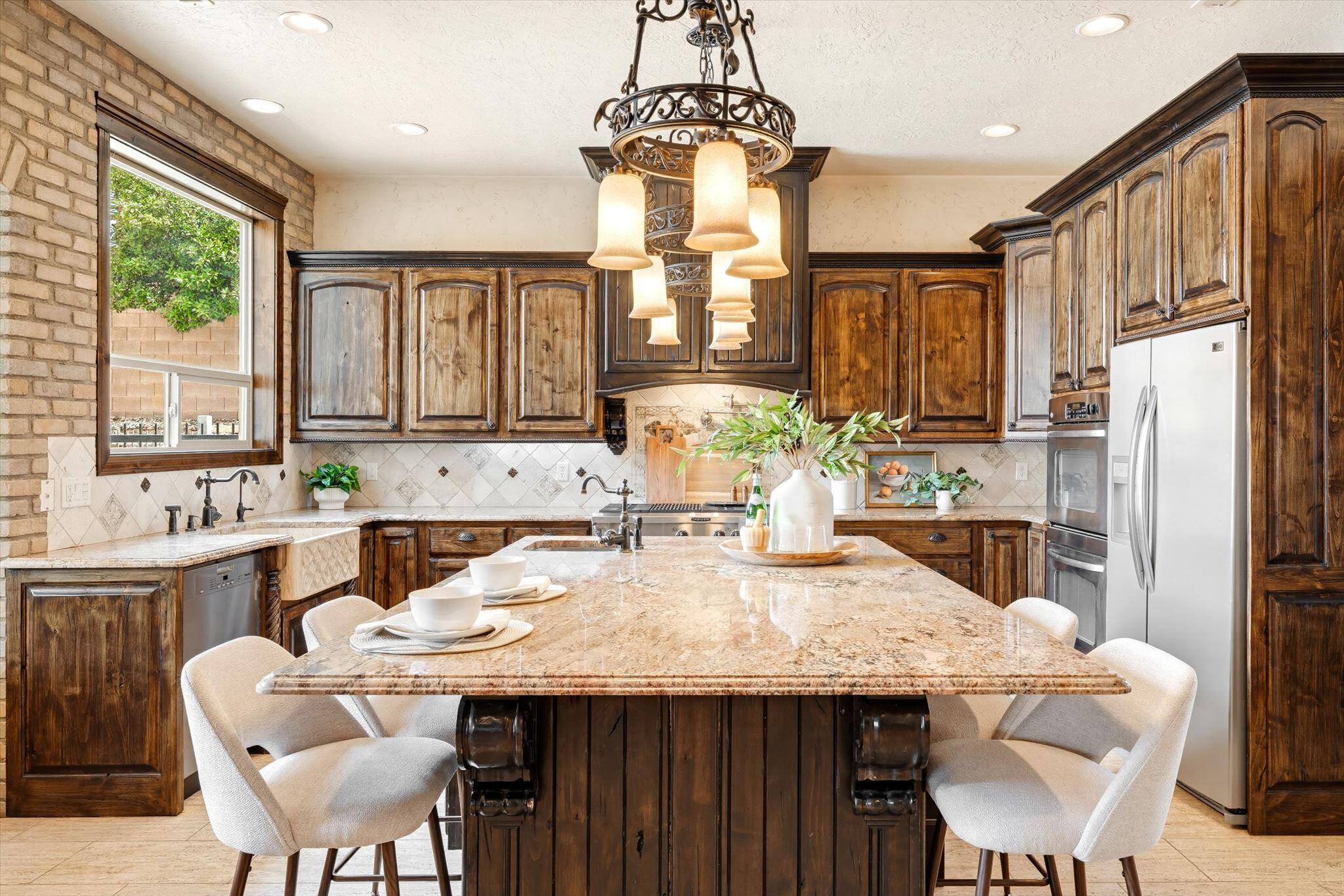CHAPARRAL RIDGE - Residential