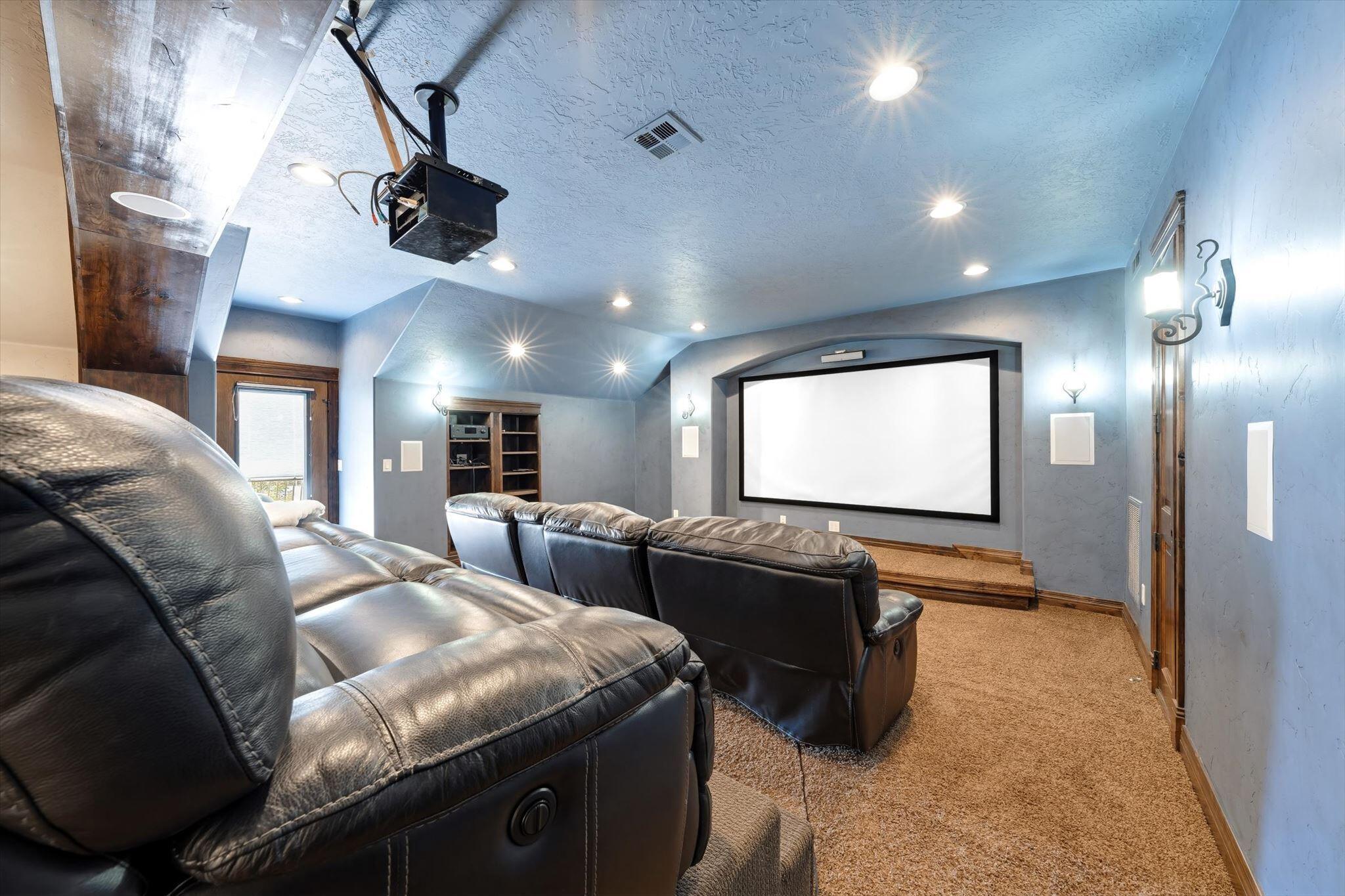 CHAPARRAL RIDGE - Residential