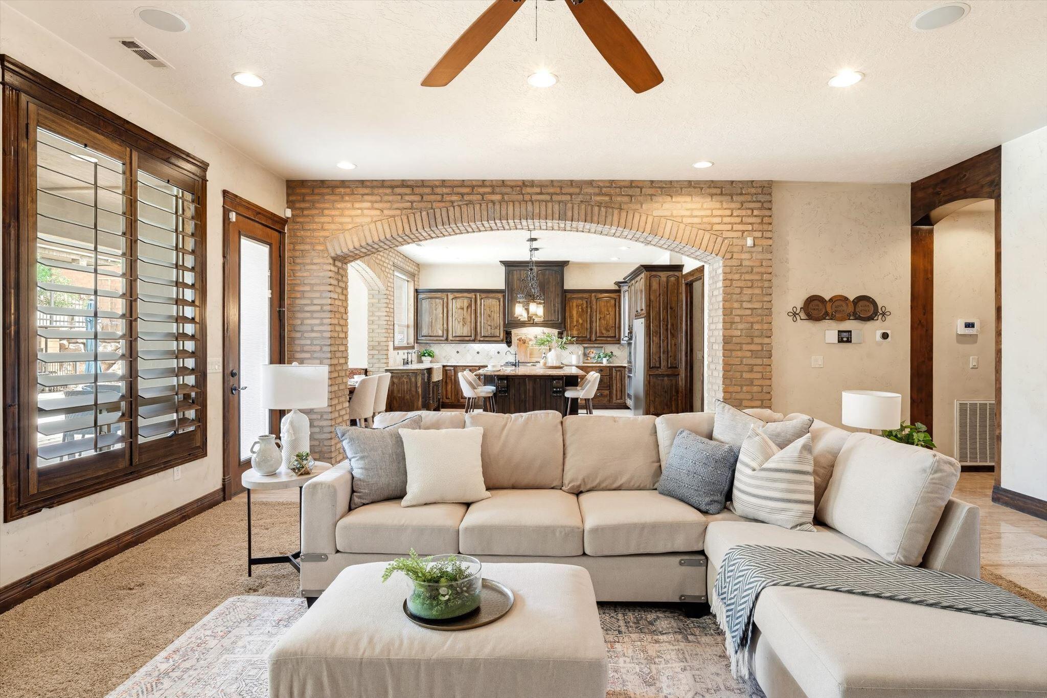 CHAPARRAL RIDGE - Residential