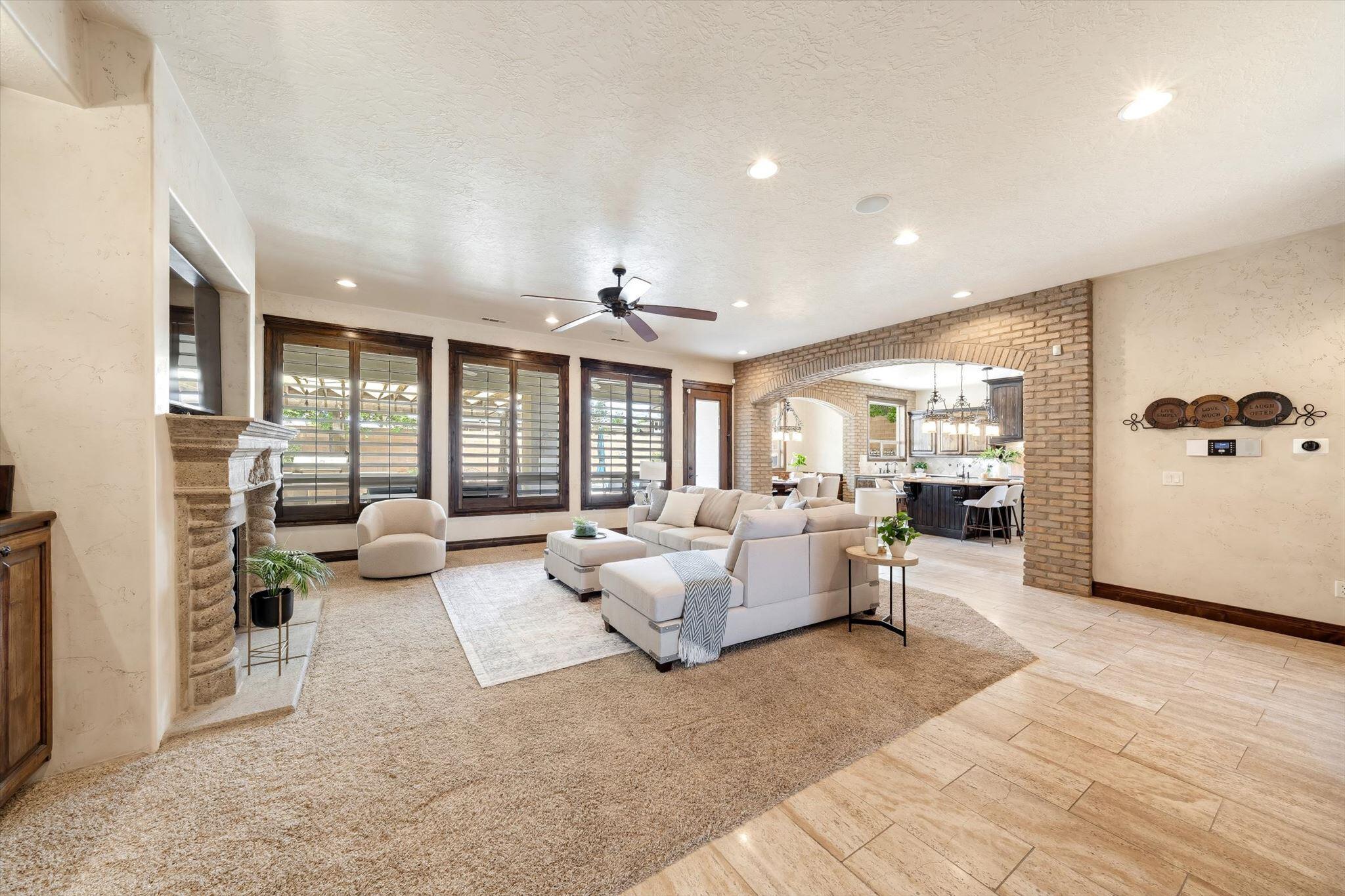 CHAPARRAL RIDGE - Residential