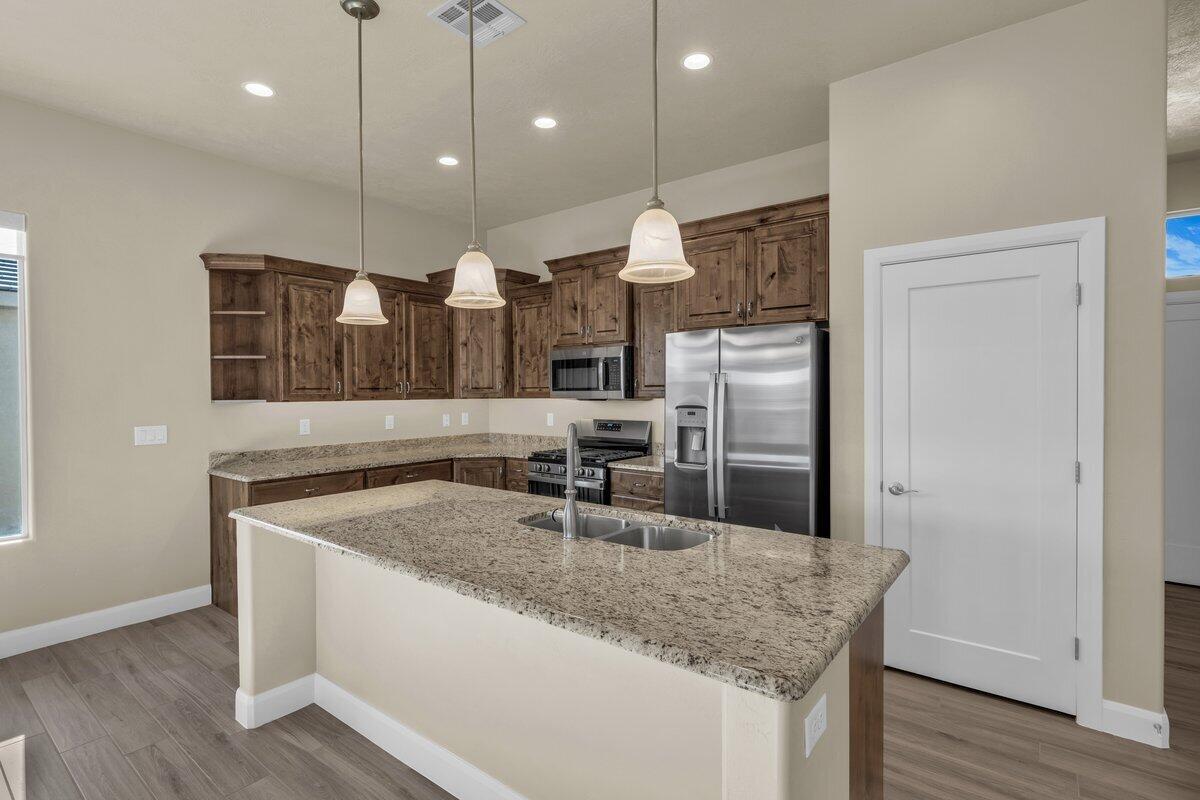 SKY VALLEY TOWNHOMES - Residential