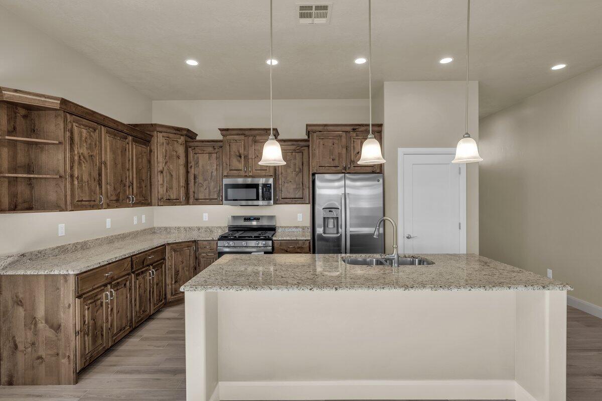 SKY VALLEY TOWNHOMES - Residential