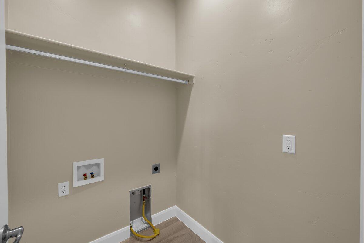 SKY VALLEY TOWNHOMES - Residential