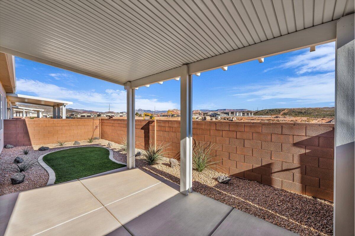 SKY VALLEY TOWNHOMES - Residential