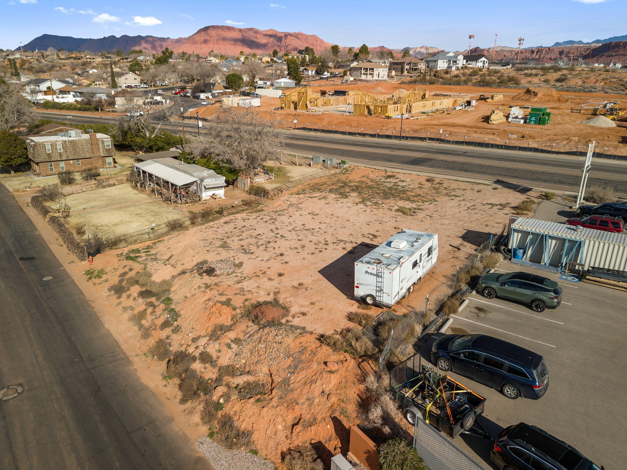 SANTA CLARA TOWNSITE AND FIELD - Land