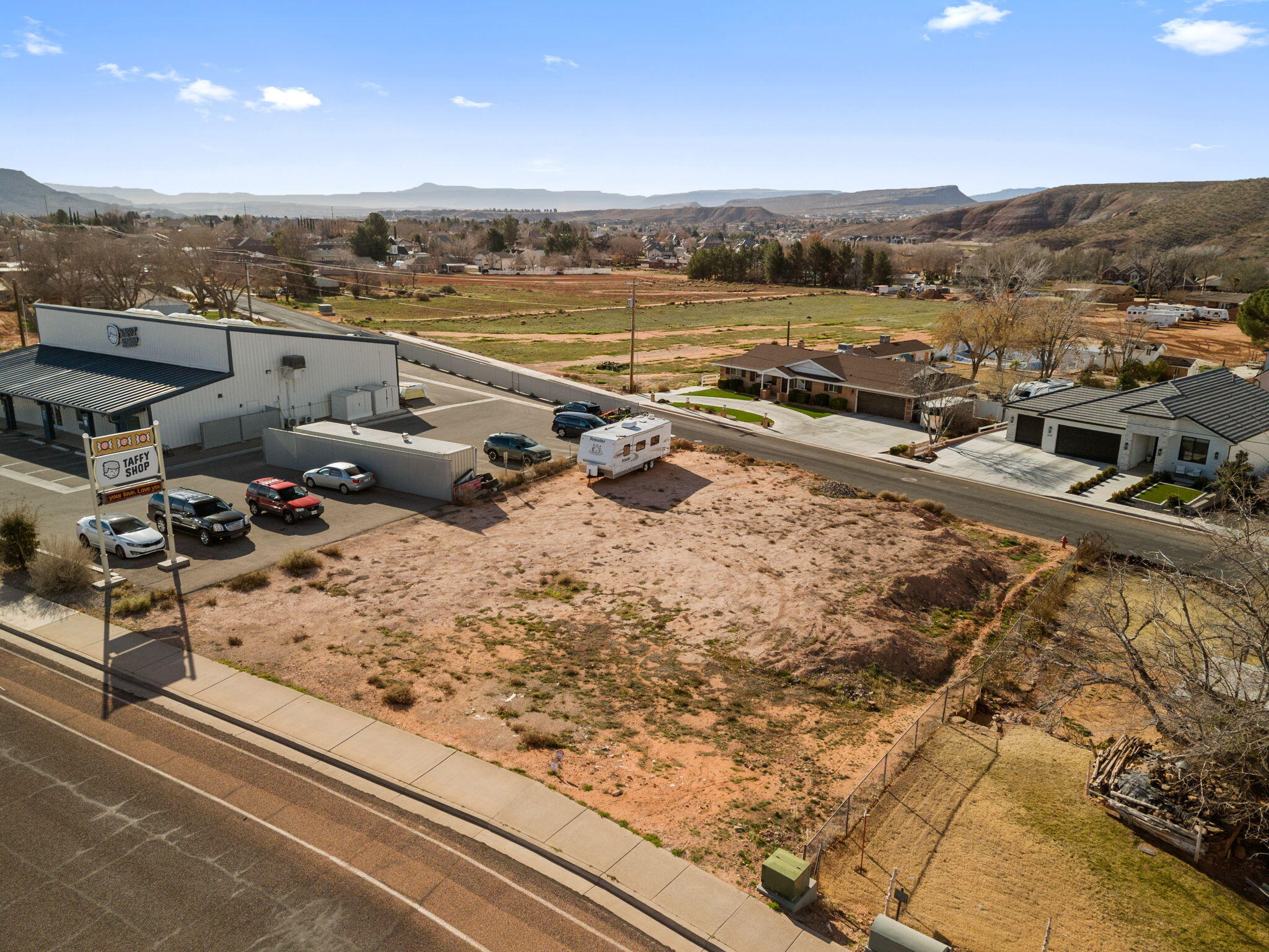 SANTA CLARA TOWNSITE AND FIELD - Land