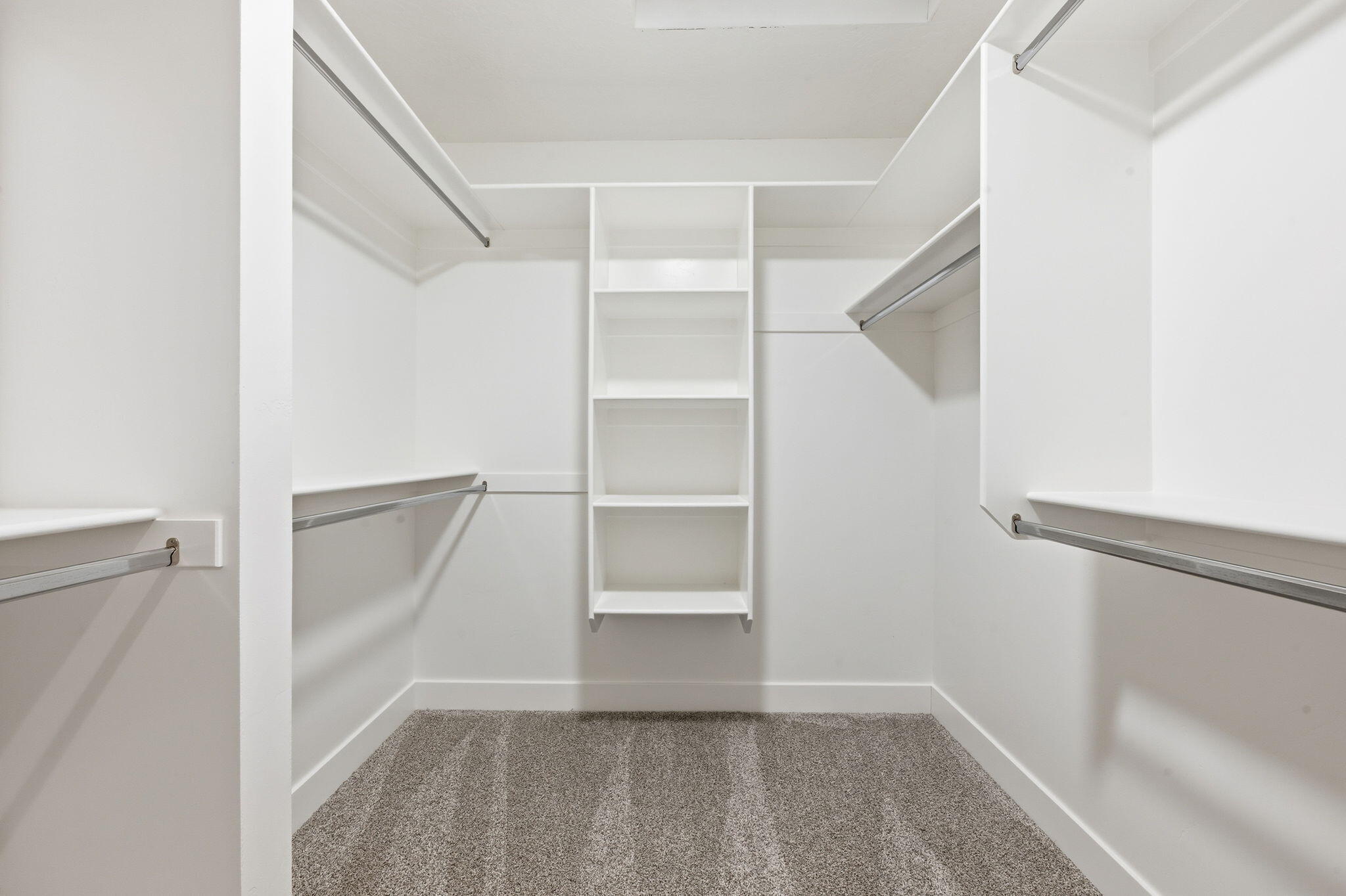 BLOOMINGTON COUNTRY CLUB - Residential