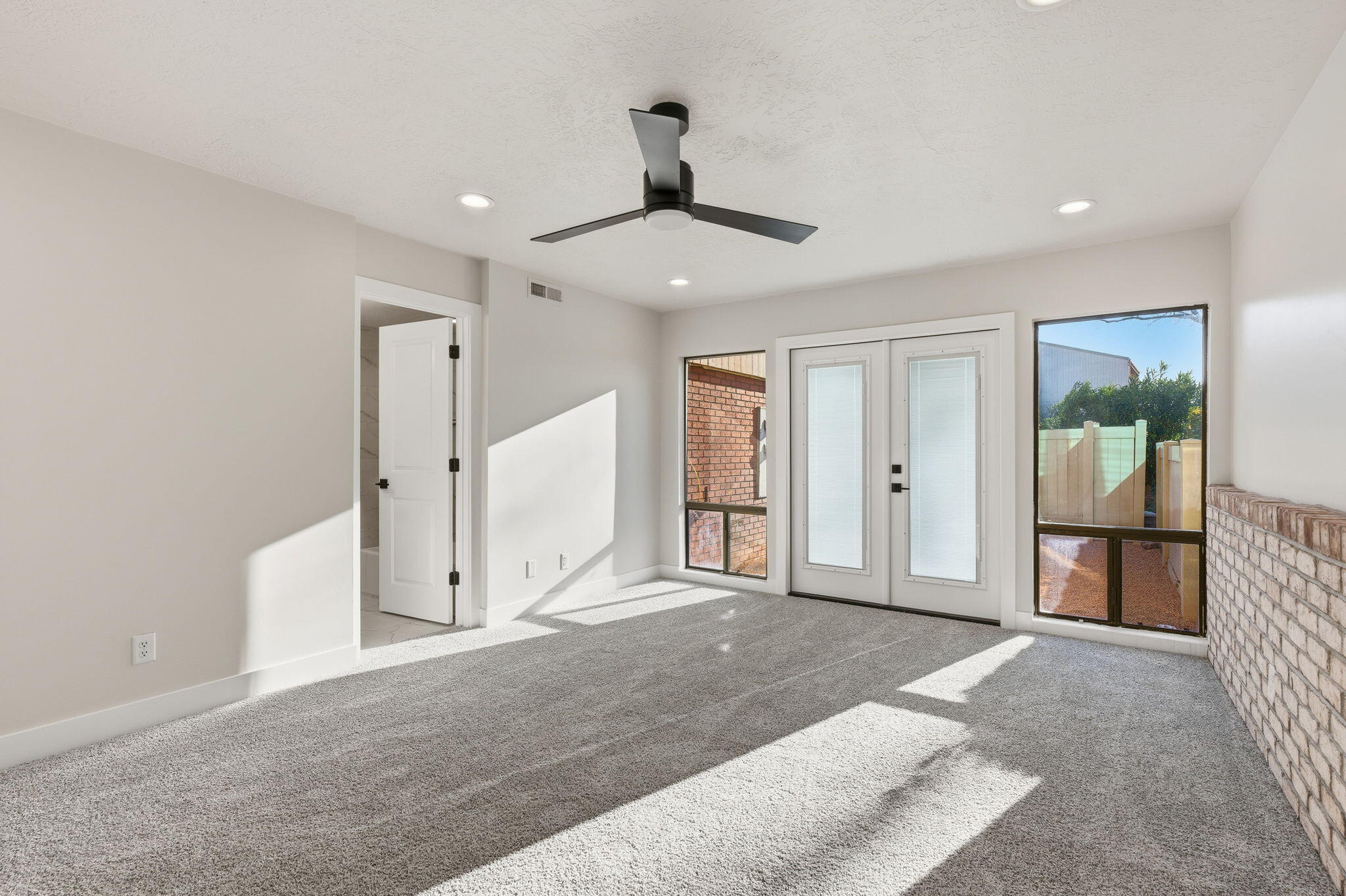 BLOOMINGTON COUNTRY CLUB - Residential