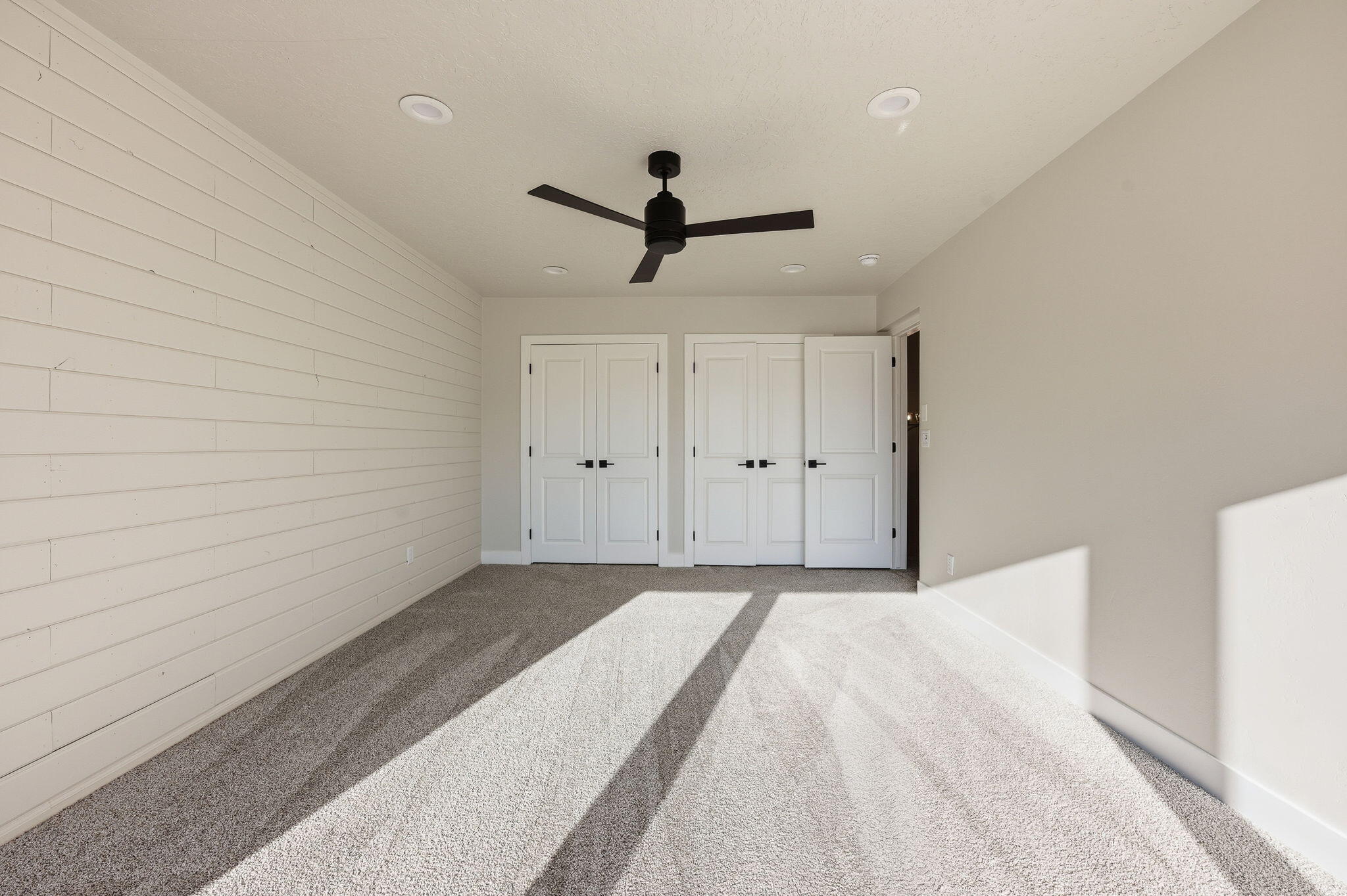 BLOOMINGTON COUNTRY CLUB - Residential