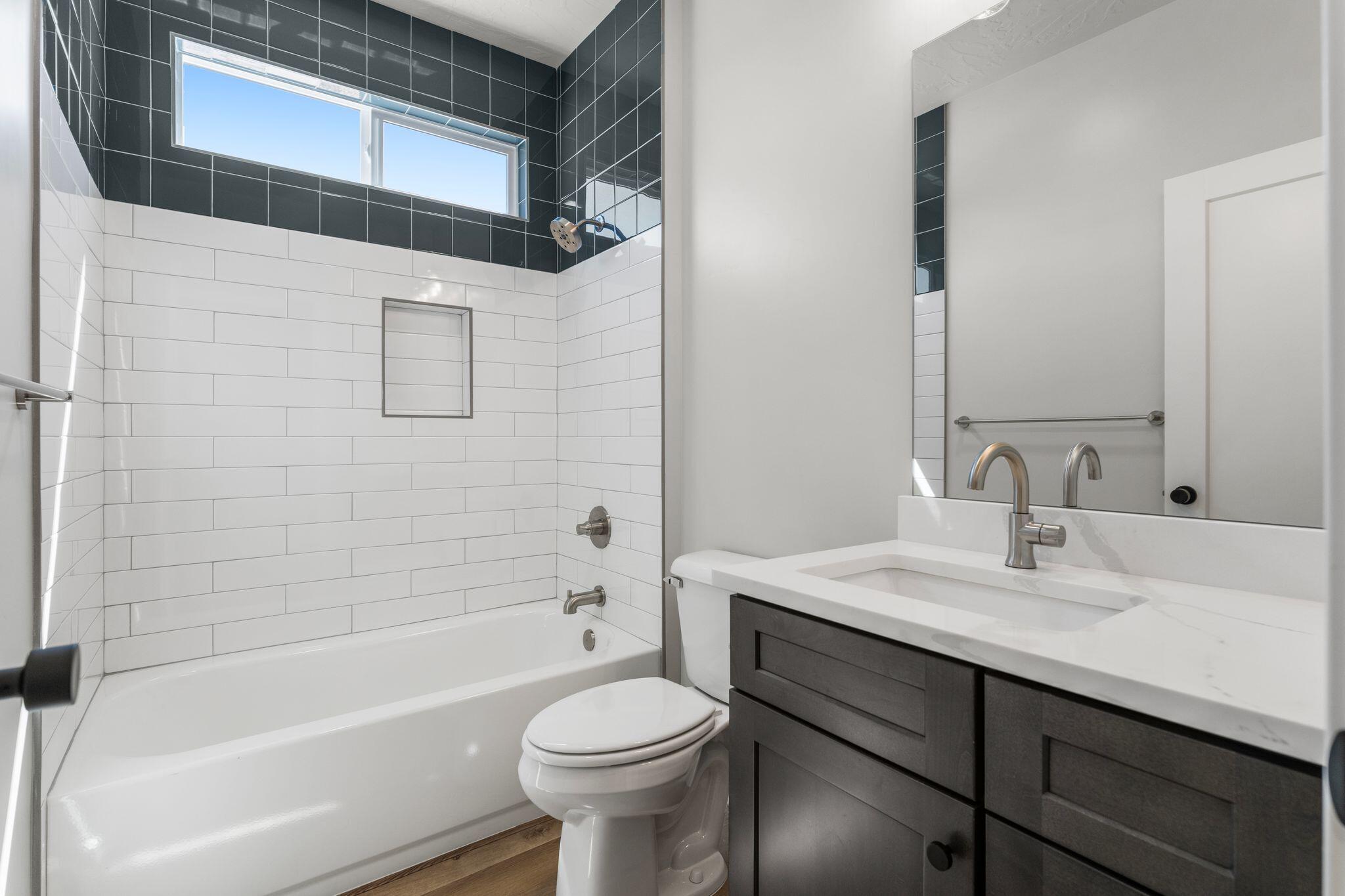 DESERT RIDGE ESTATES - Residential