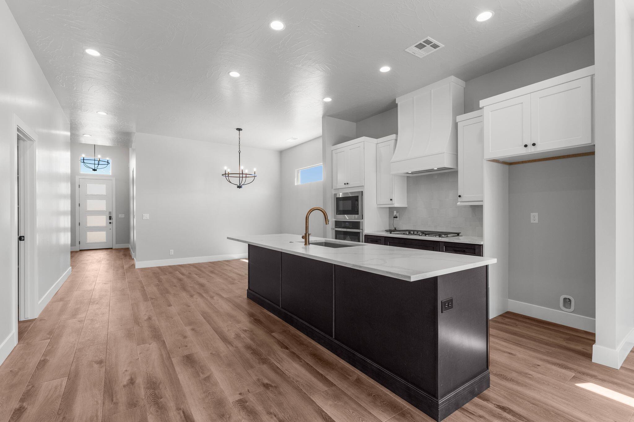 DESERT RIDGE ESTATES - Residential