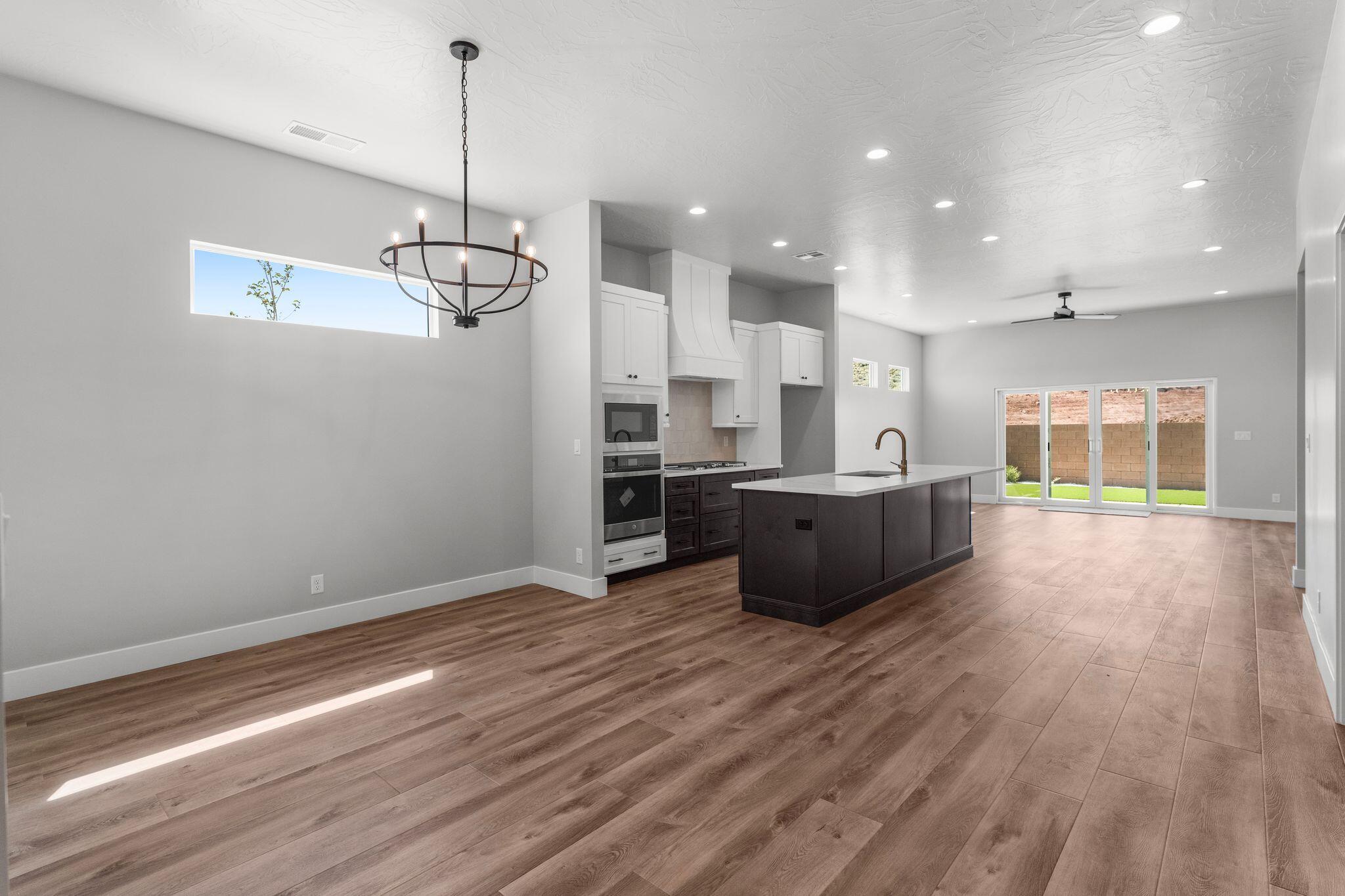 DESERT RIDGE ESTATES - Residential