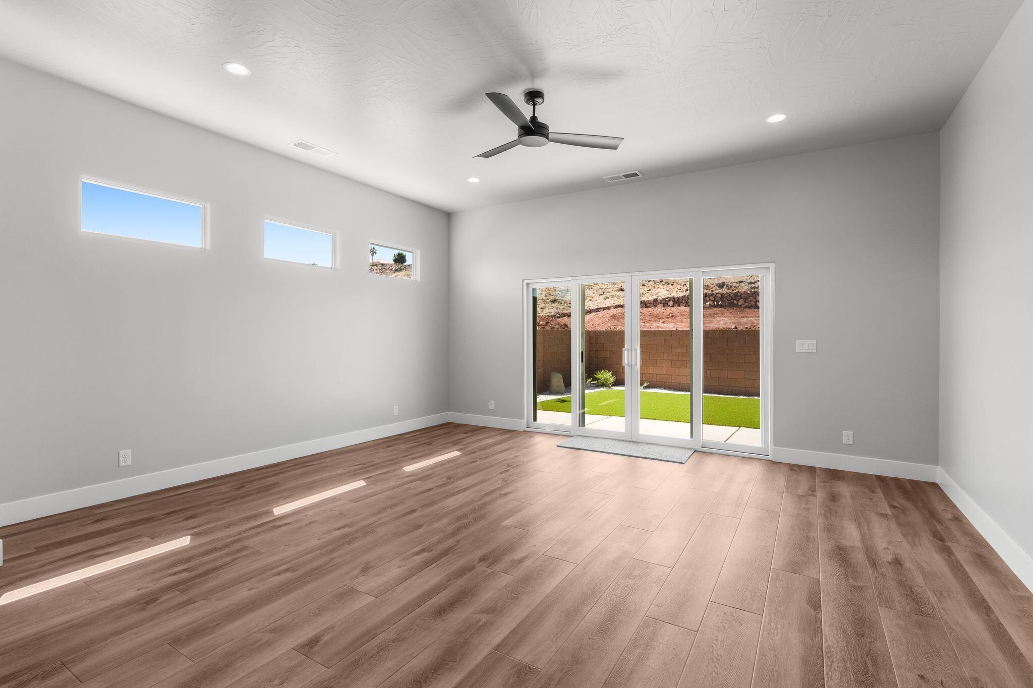 DESERT RIDGE ESTATES - Residential