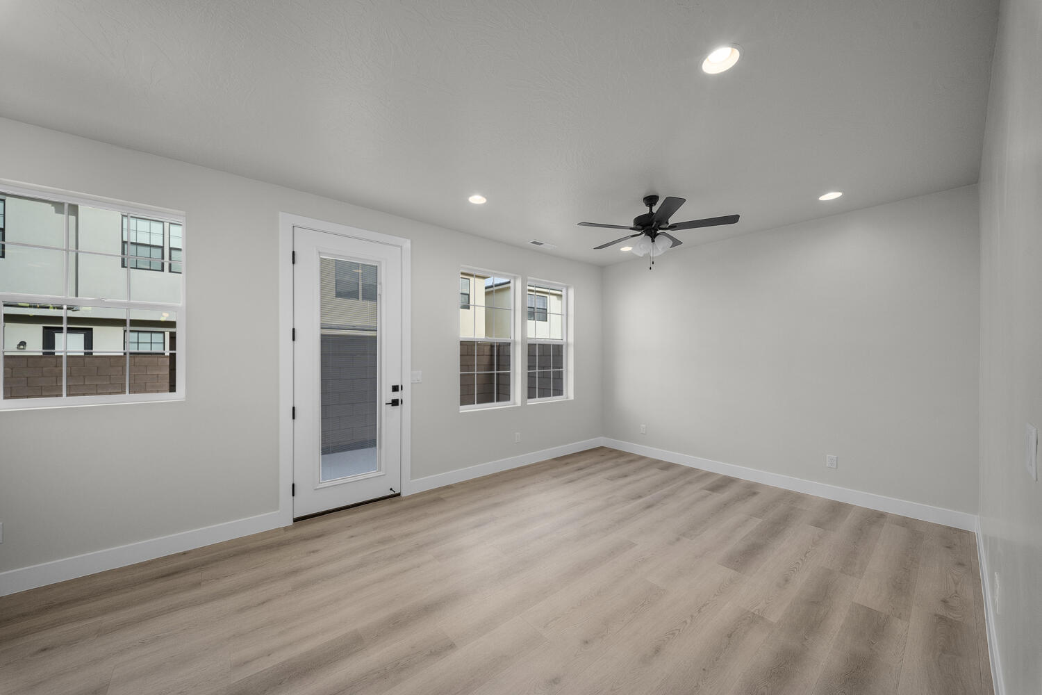 SOUTH DESERT PD - Residential