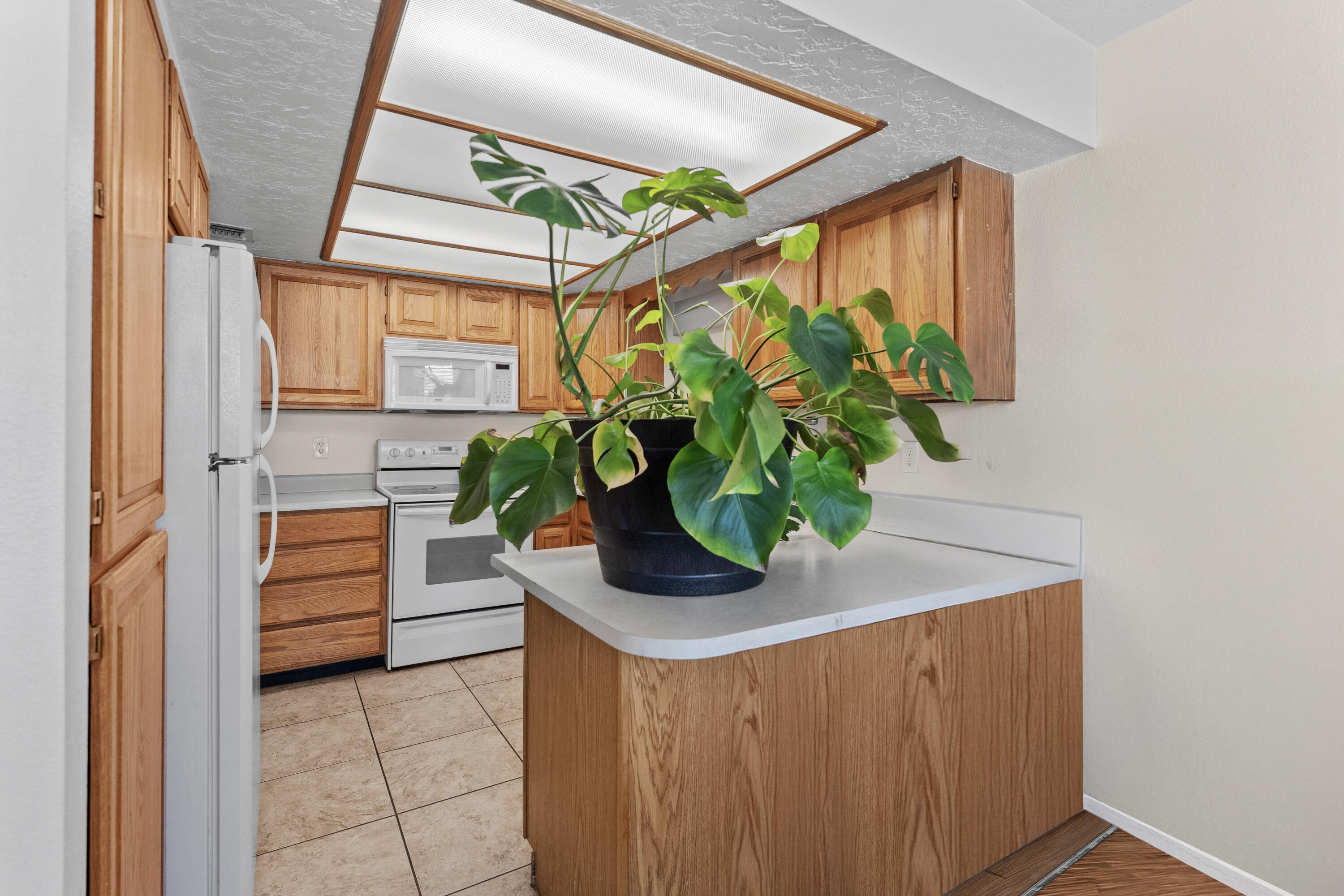 SUNNY VILLA TOWNHOMES - Residential