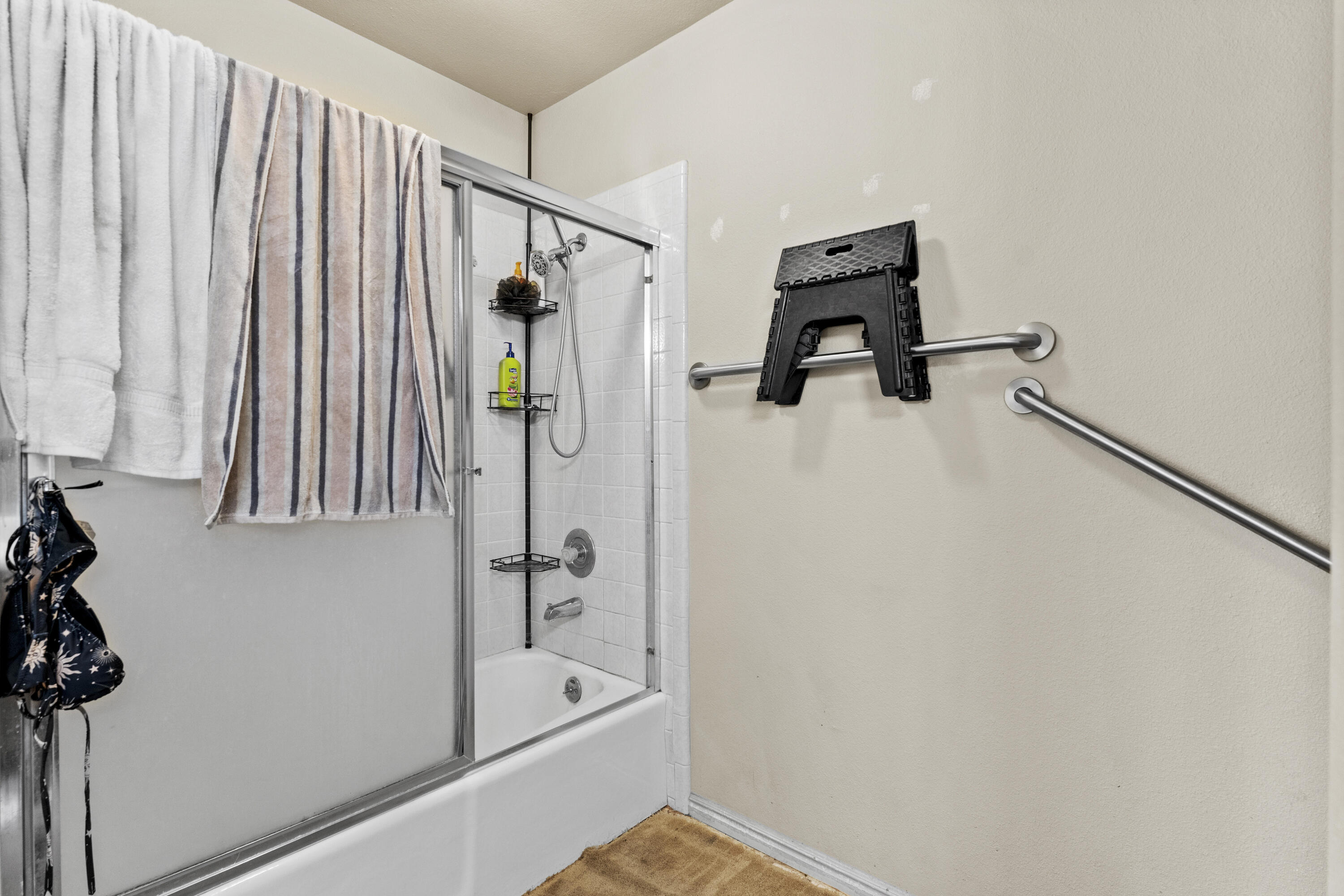 SUNNY VILLA TOWNHOMES - Residential