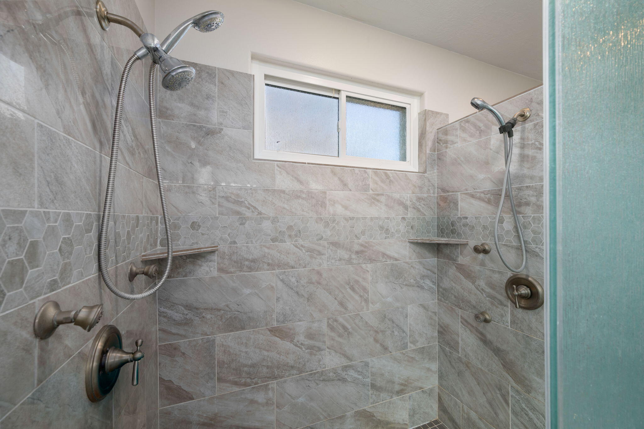 PINE VIEW ESTATES - Residential