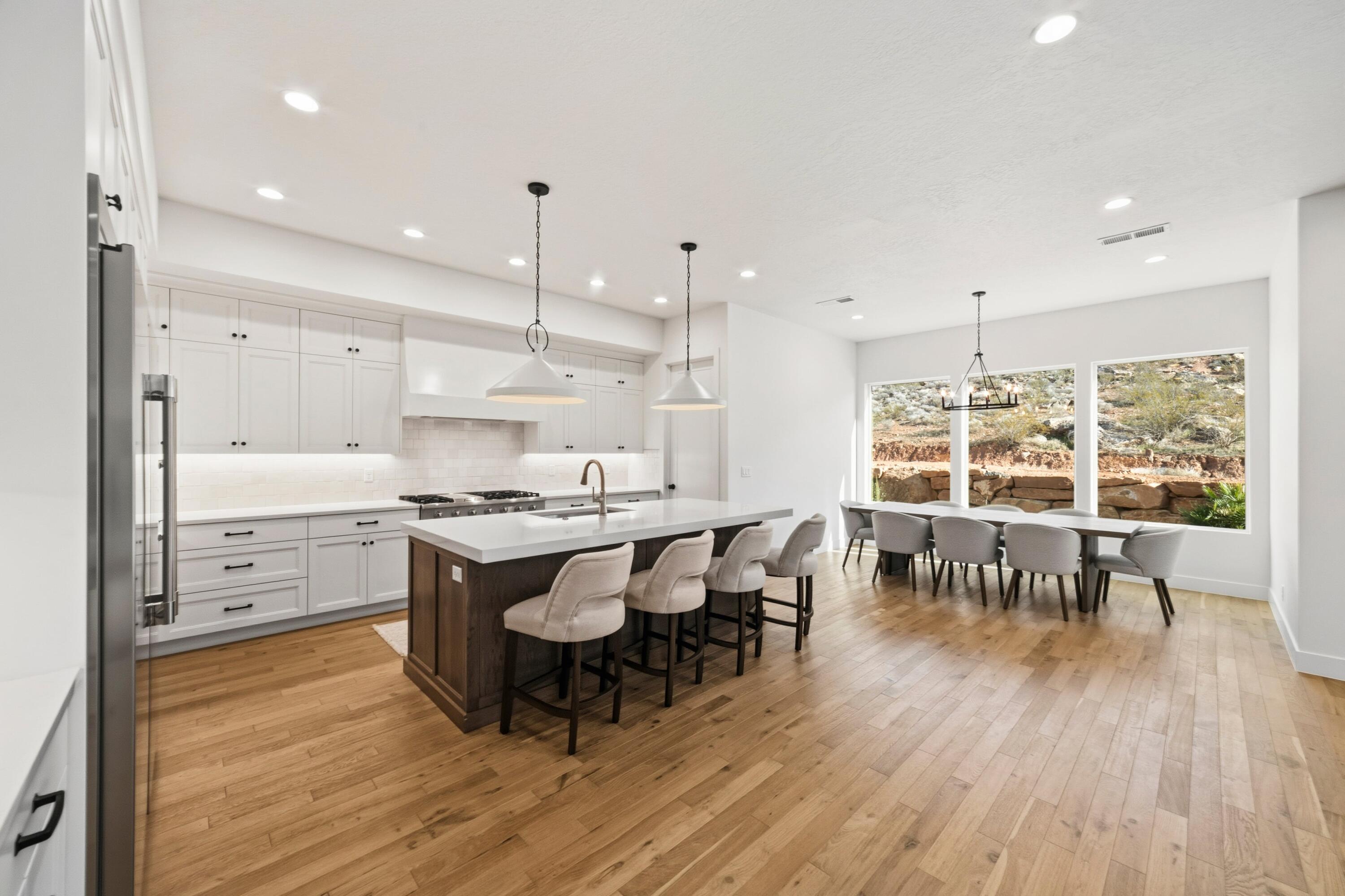 TEAKWOOD - Residential