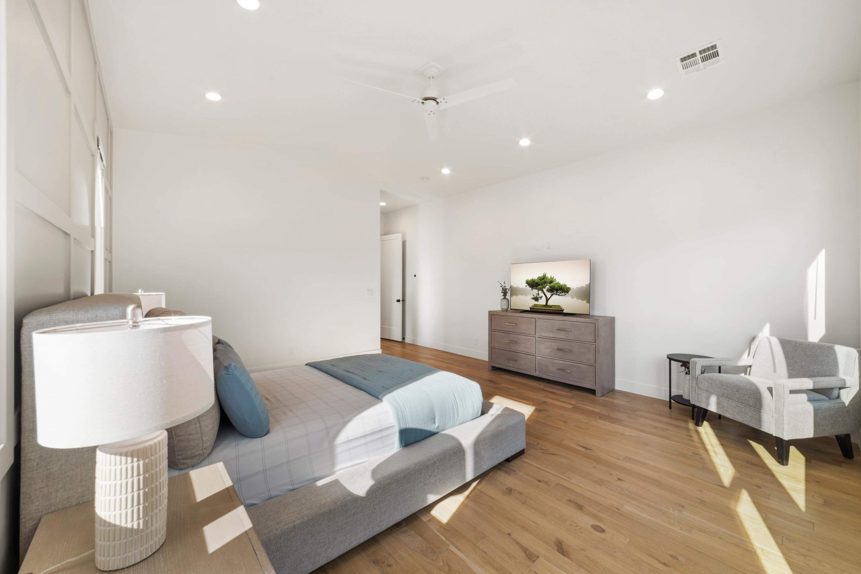 TEAKWOOD - Residential