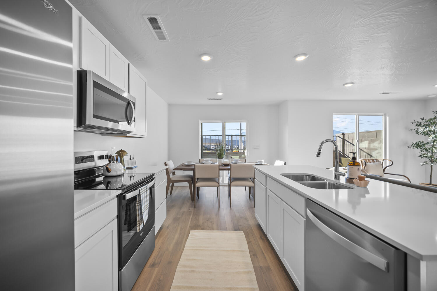 LAVENDER CANYON AT LONG VALLEY - Residential Income