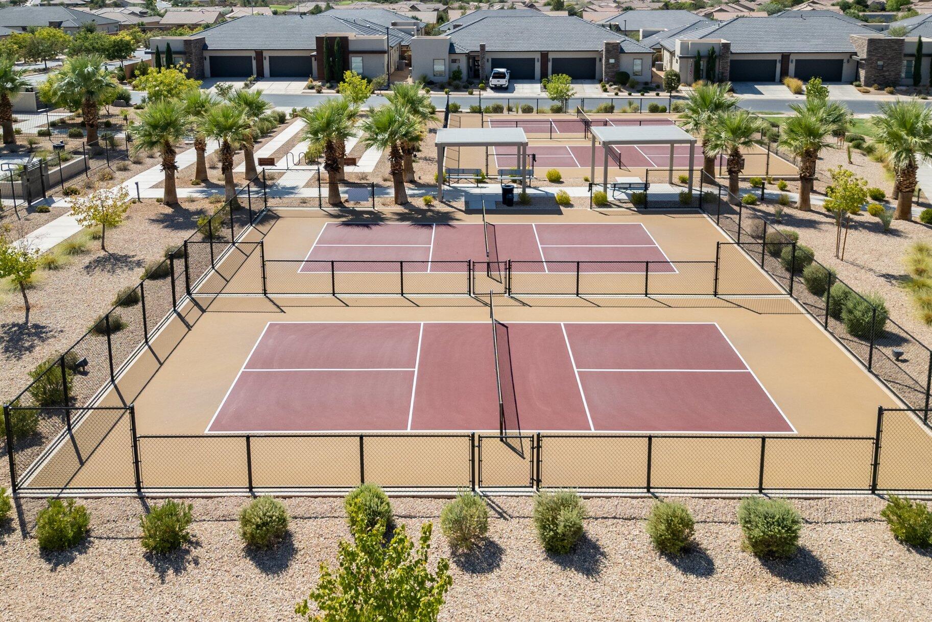 VILLAS AT SUN RIVER - Residential