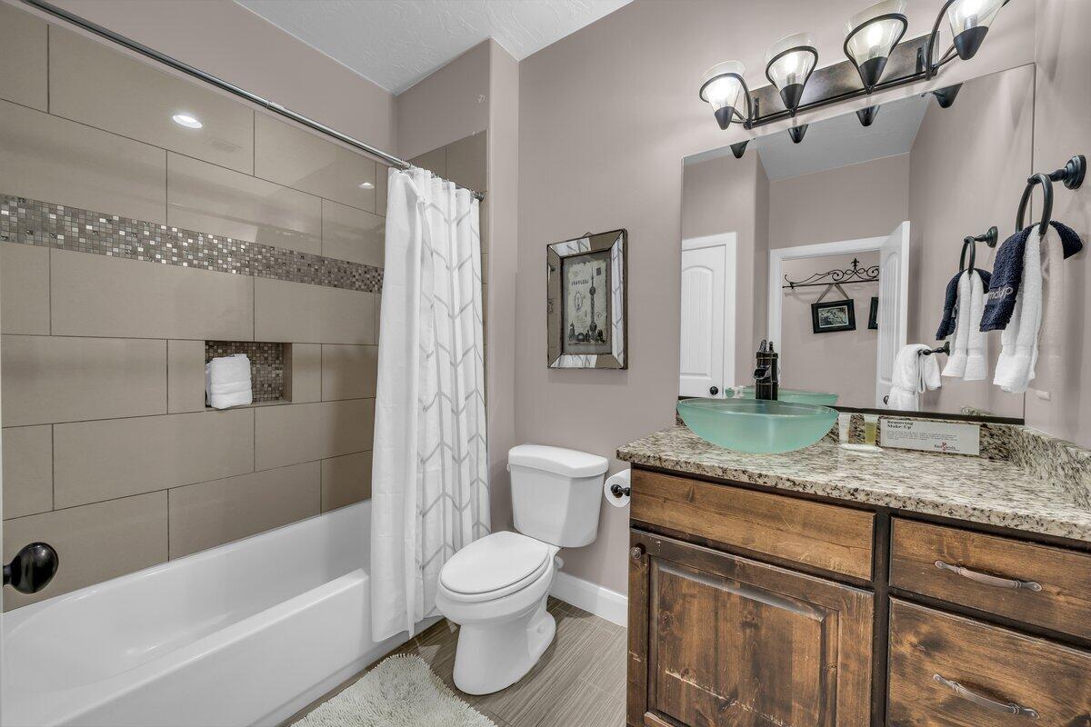 DIXIE SPRINGS - Residential