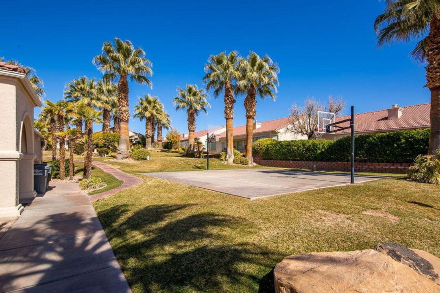 SILVERCREEK TOWNHOMES - Residential