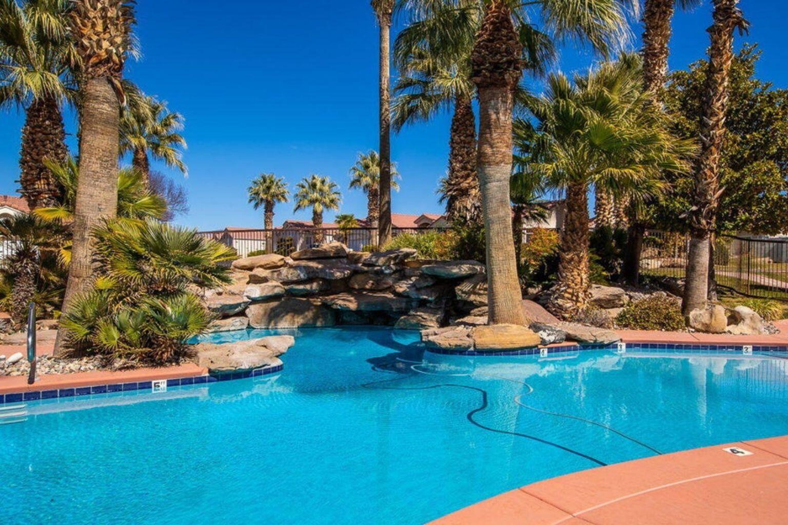 SILVERCREEK TOWNHOMES - Residential