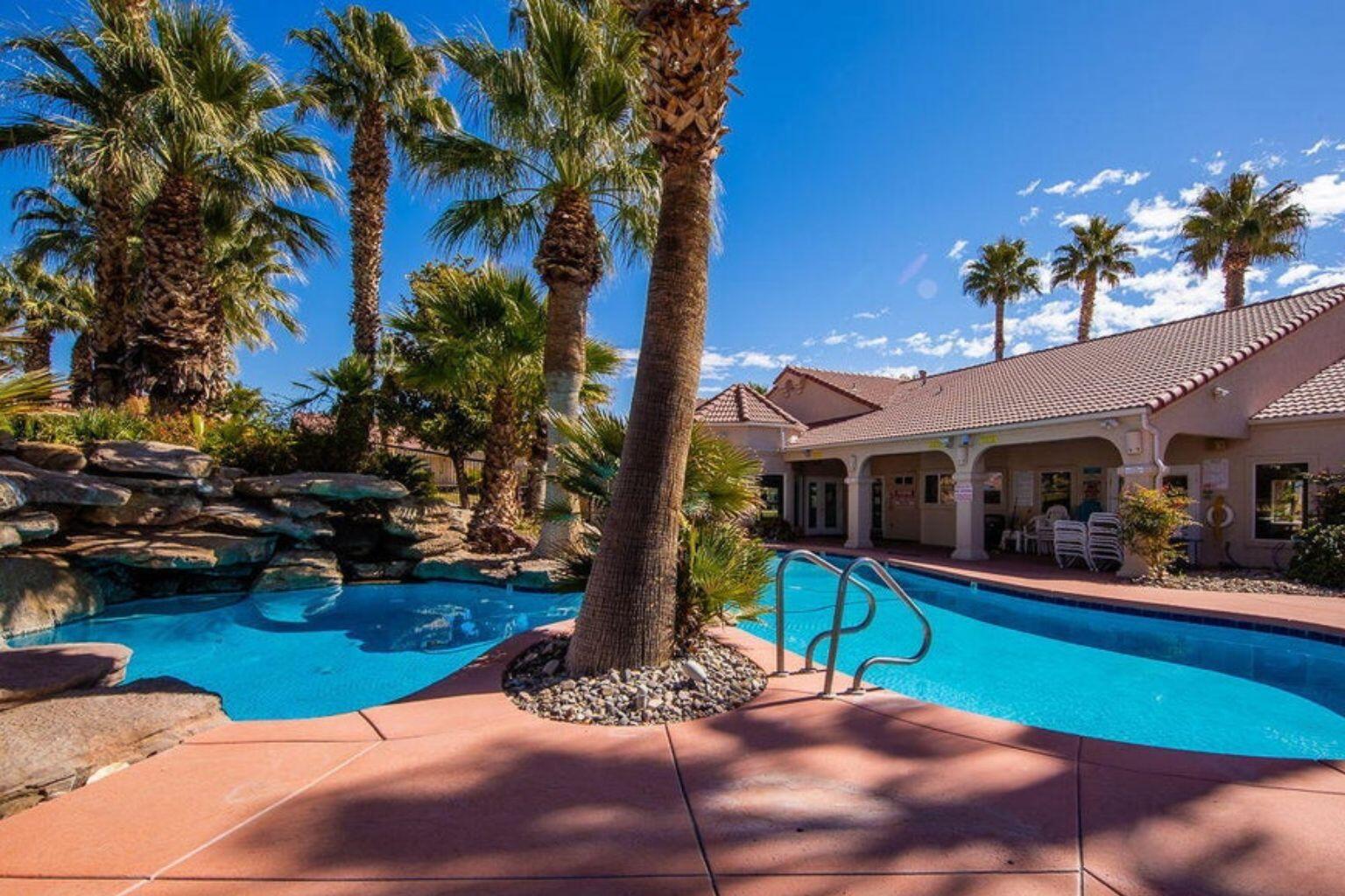 SILVERCREEK TOWNHOMES - Residential