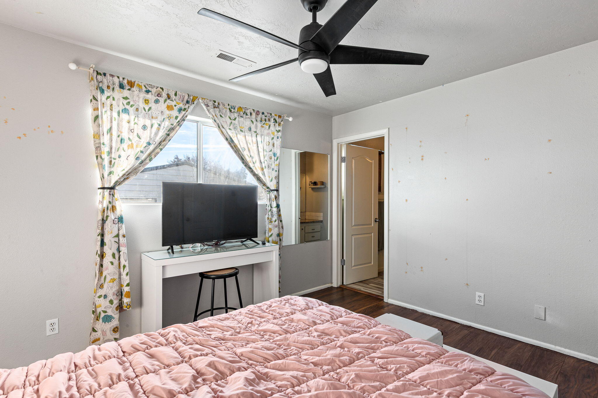 LIBERTY HEIGHTS - Residential