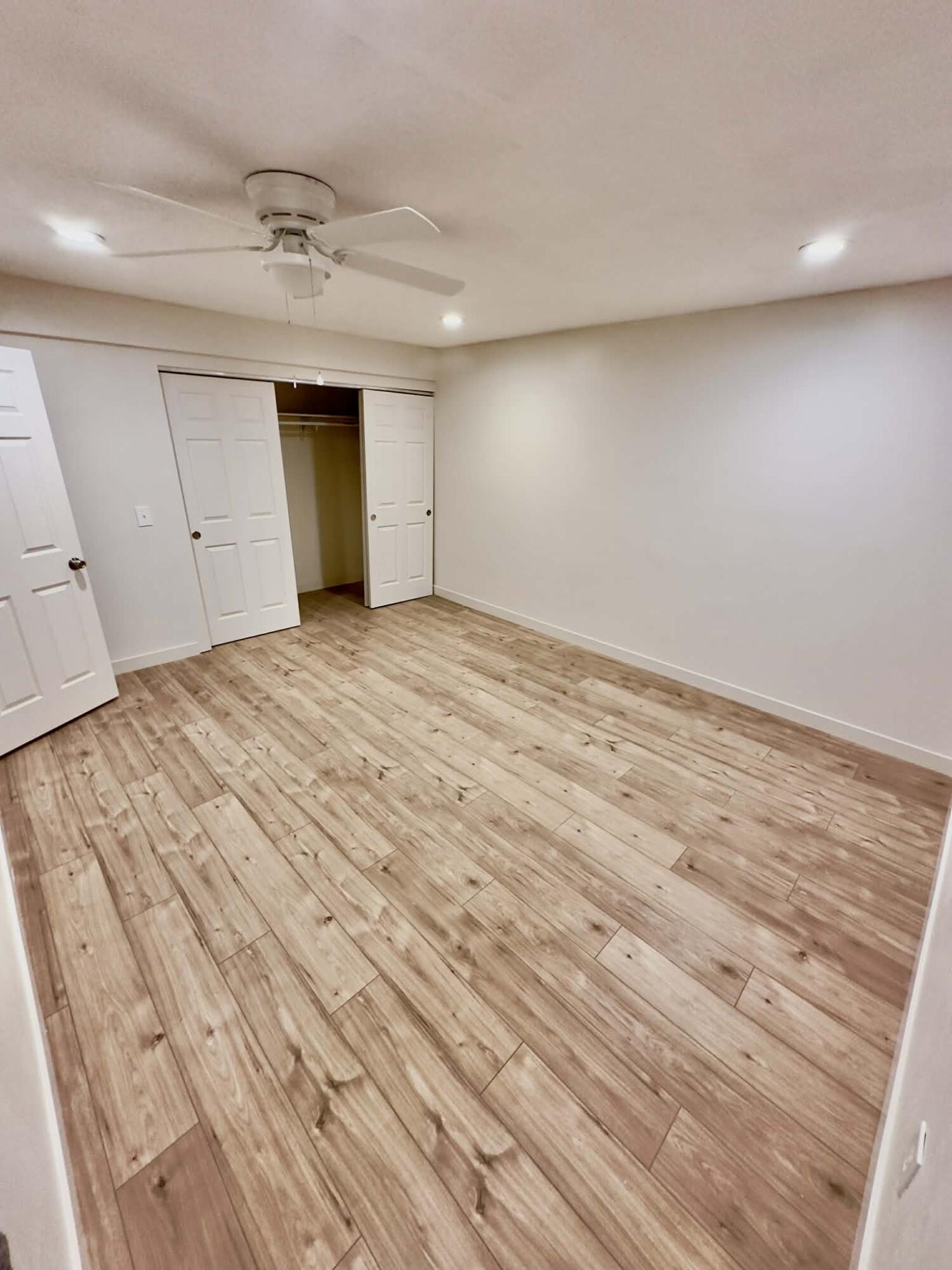 JCR MOBILE ESTATES - Residential