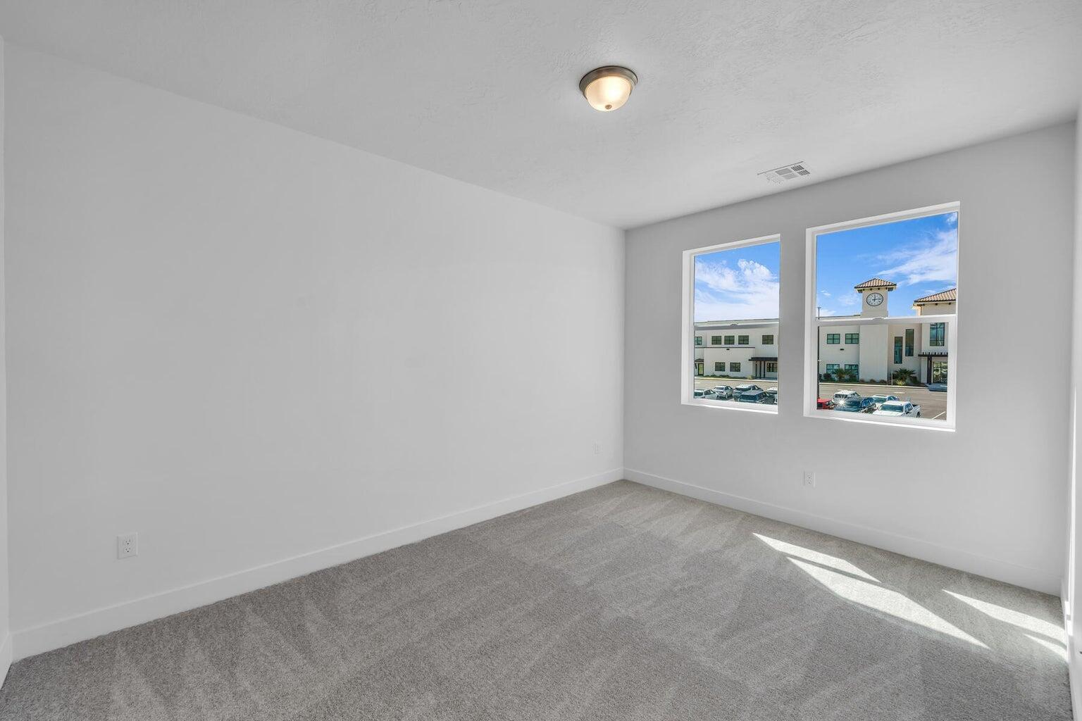 DESERT COLOR AUBURN HILLS CONDOMINIUMS - Residential