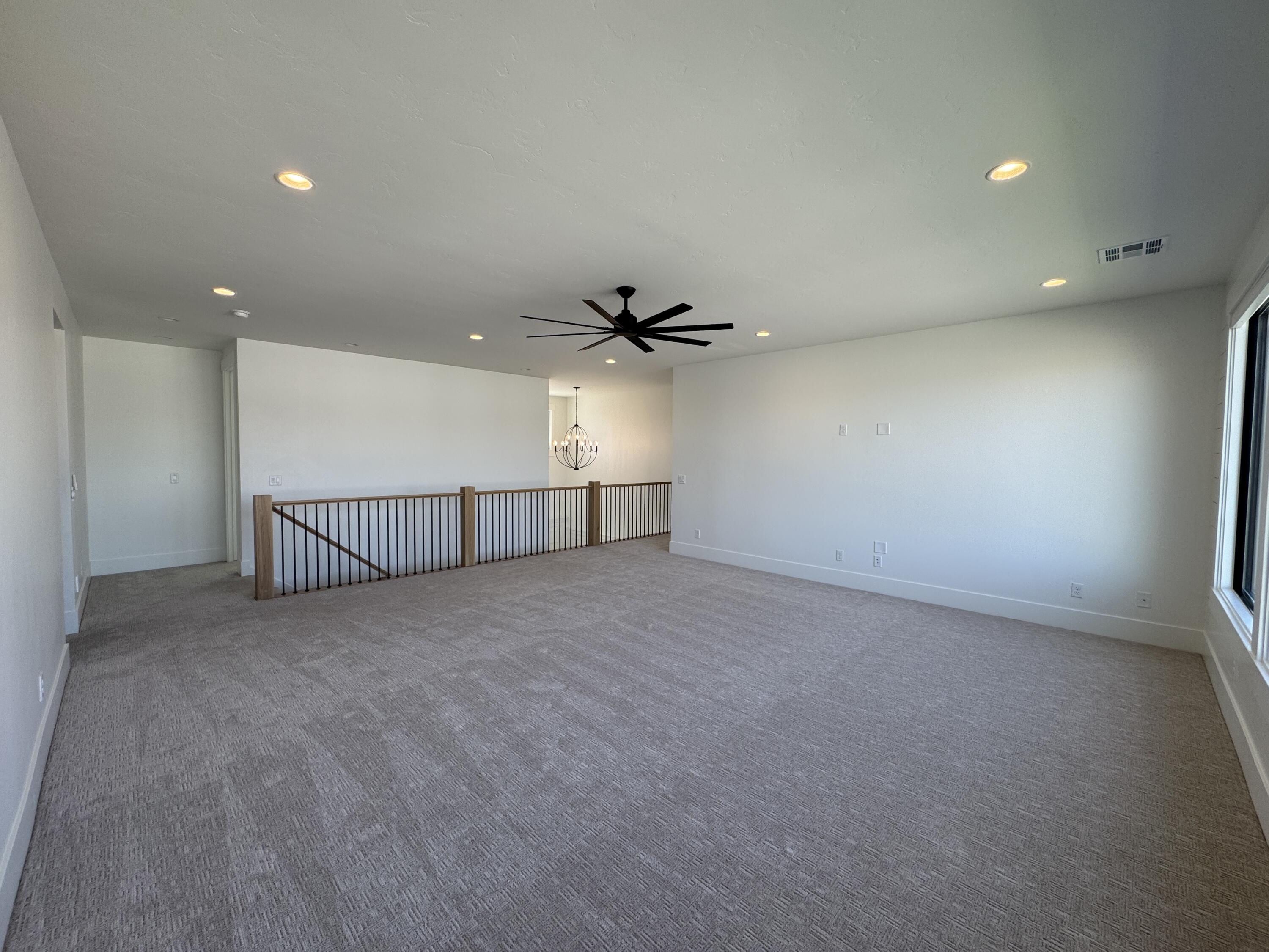 MOORLAND PARK - Residential