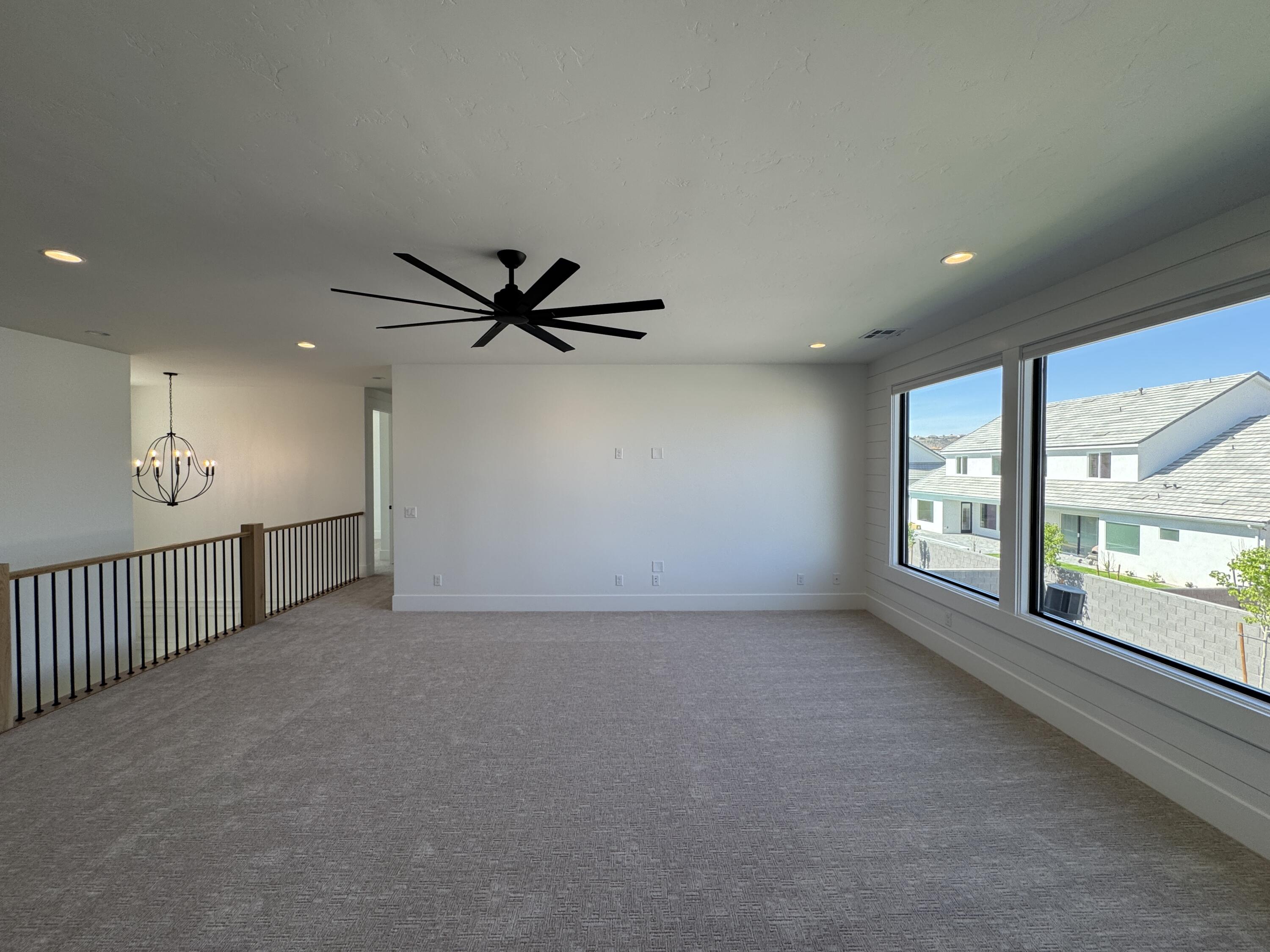 MOORLAND PARK - Residential