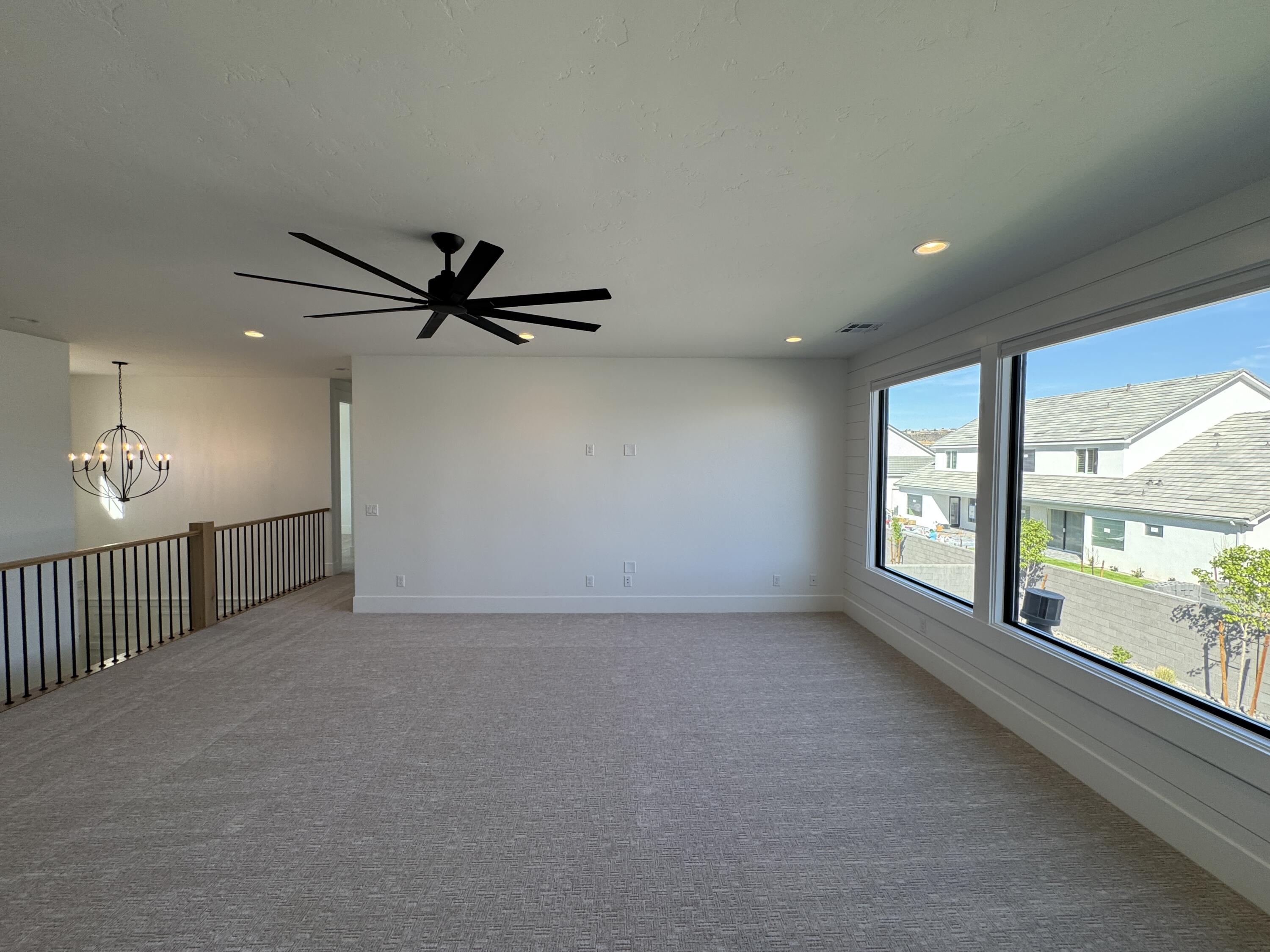 MOORLAND PARK - Residential