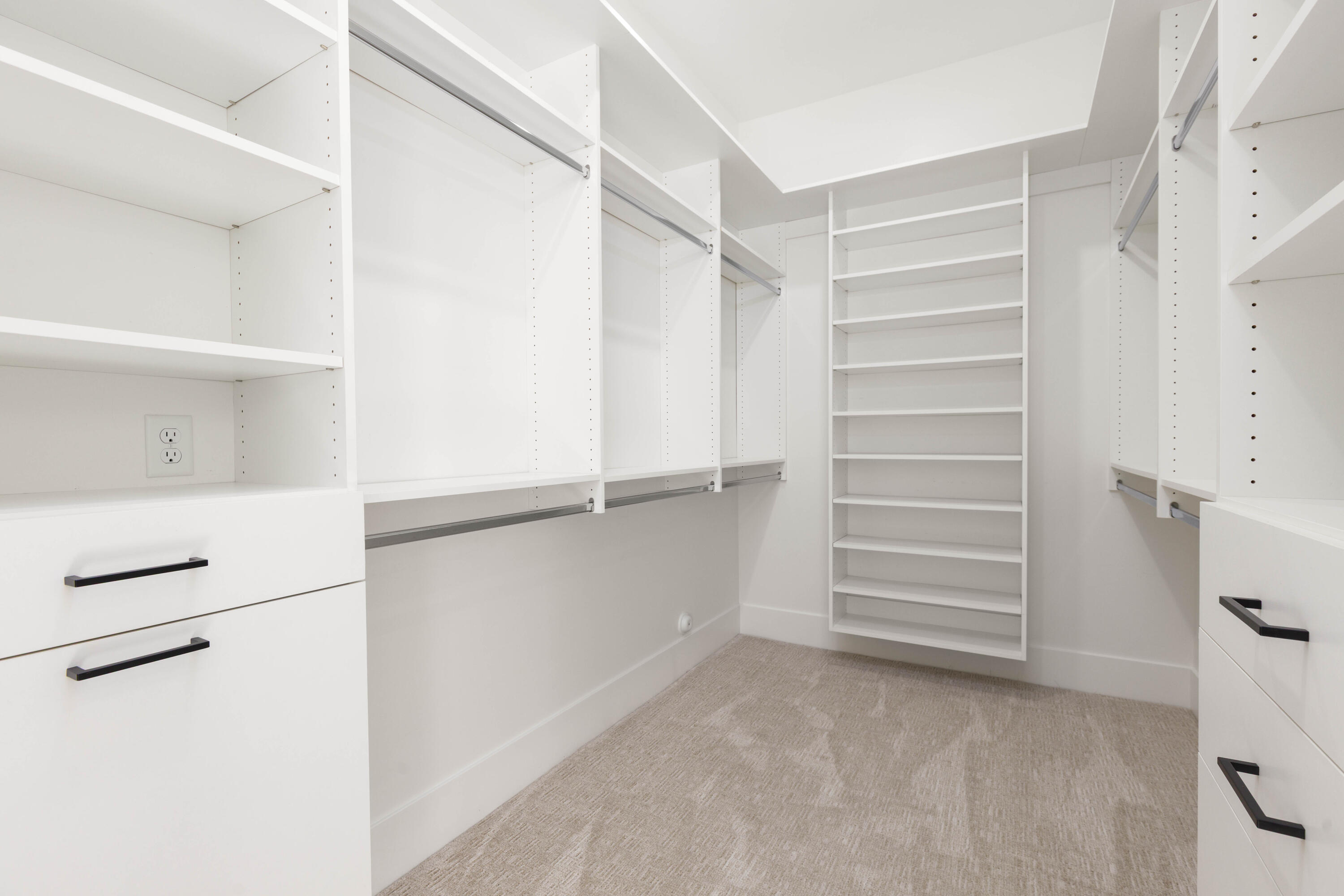 MOORLAND PARK - Residential