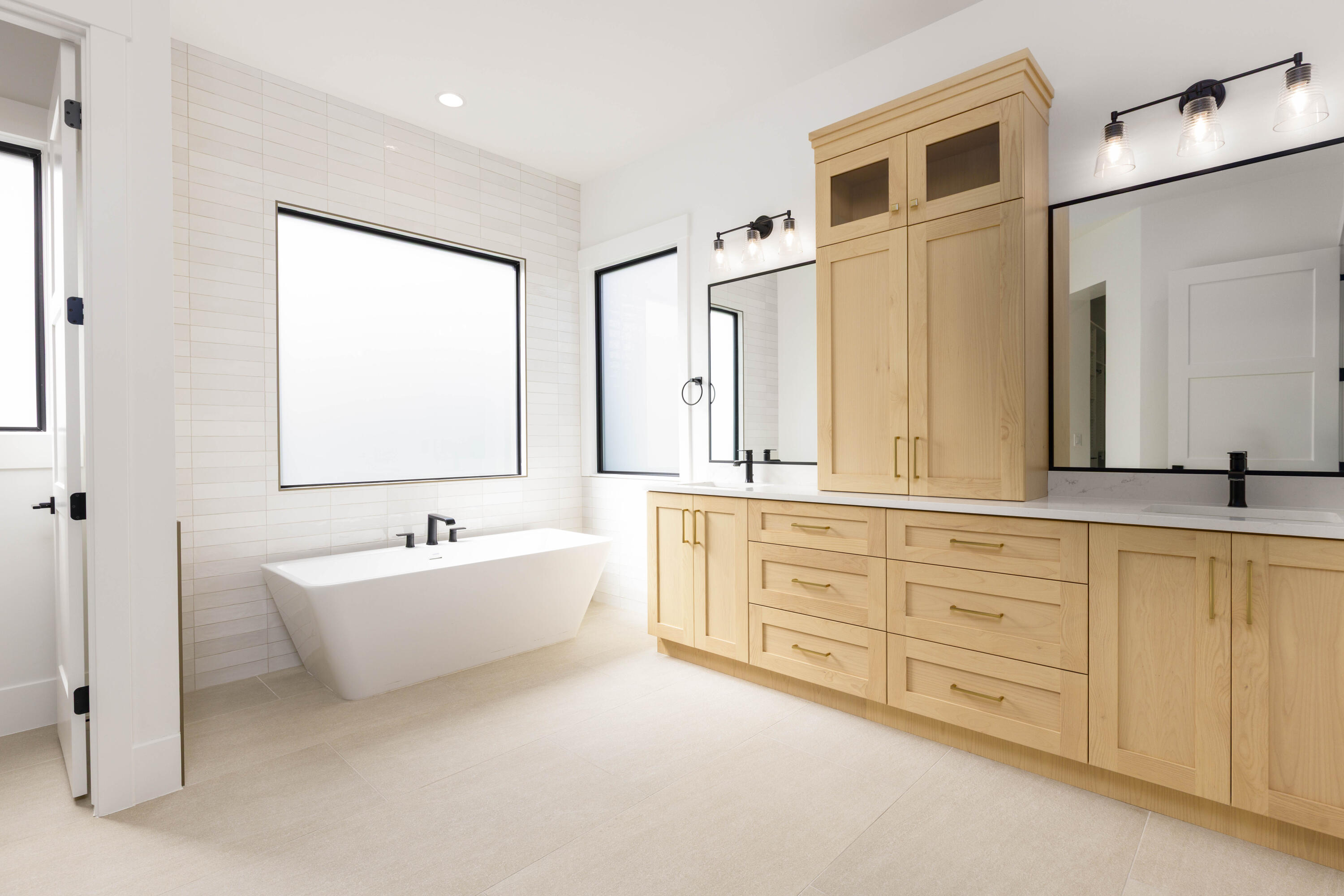 MOORLAND PARK - Residential