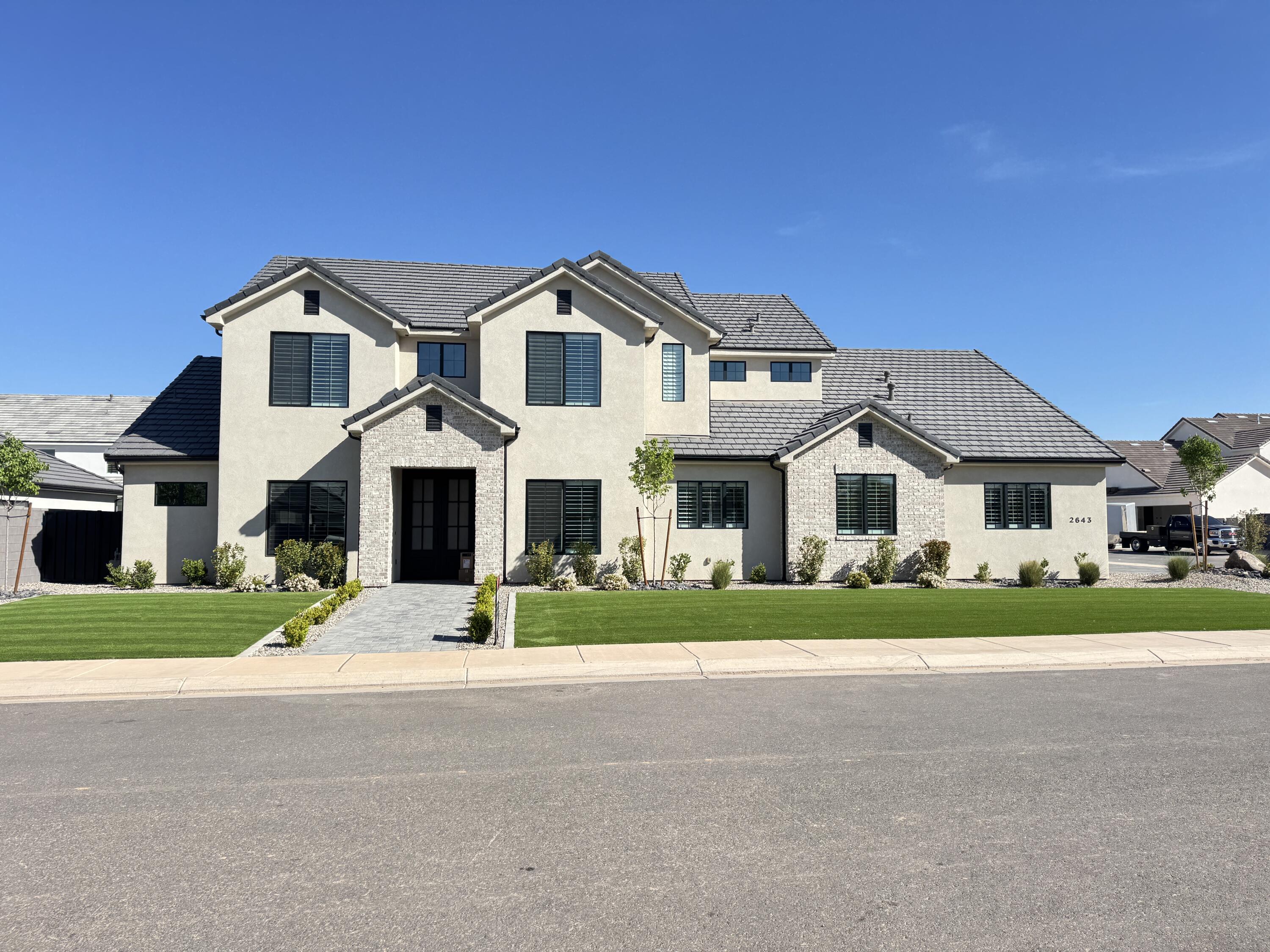 MOORLAND PARK - Residential