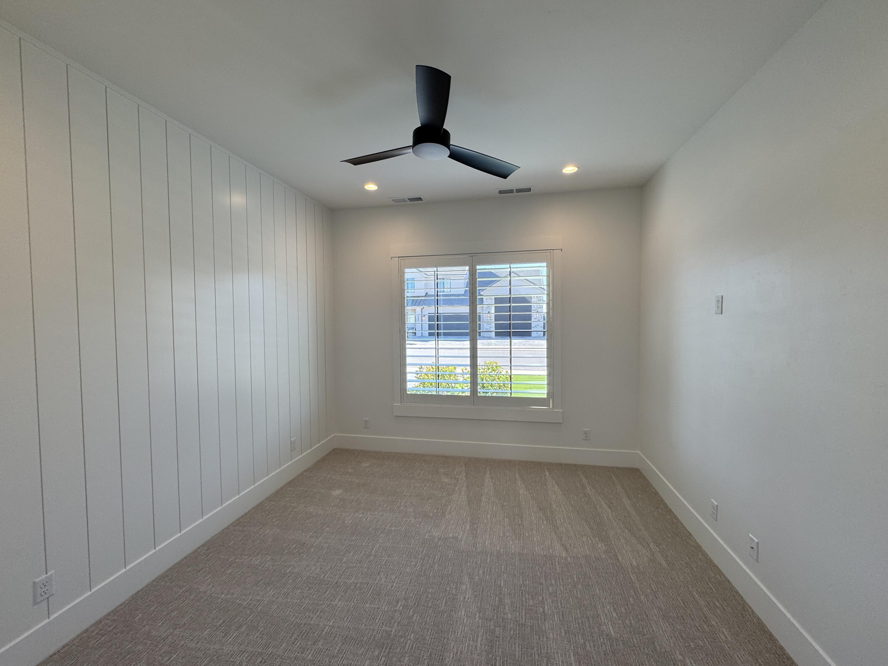 MOORLAND PARK - Residential