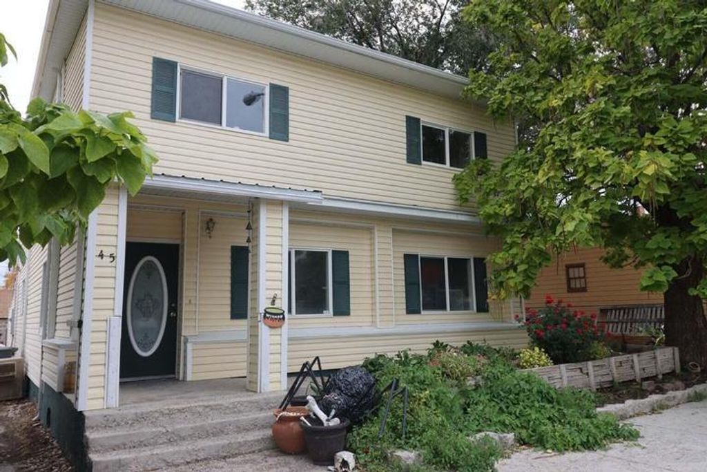 Photo of 45 W Center ST, Milford, UT 84751 (MLS # 26-271336)
