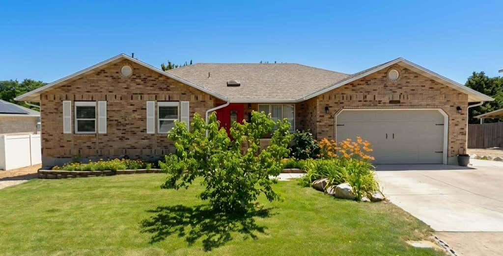 Photo of 9495 S Loch Awe DR, South Jordan, UT 84009 (MLS # 26-275144)