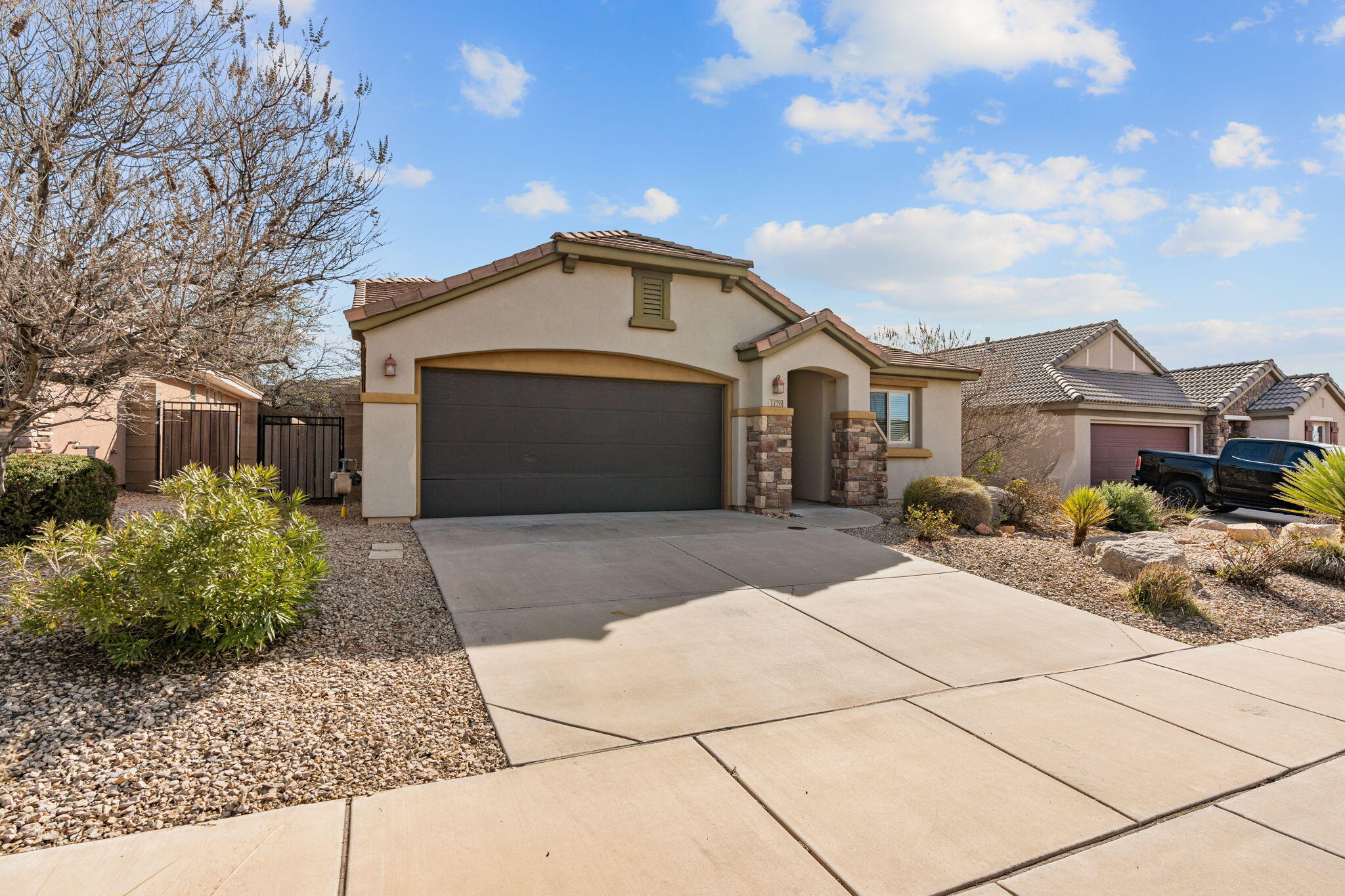 HIGHLAND PARK AT THE CORAL CANYON - Residential