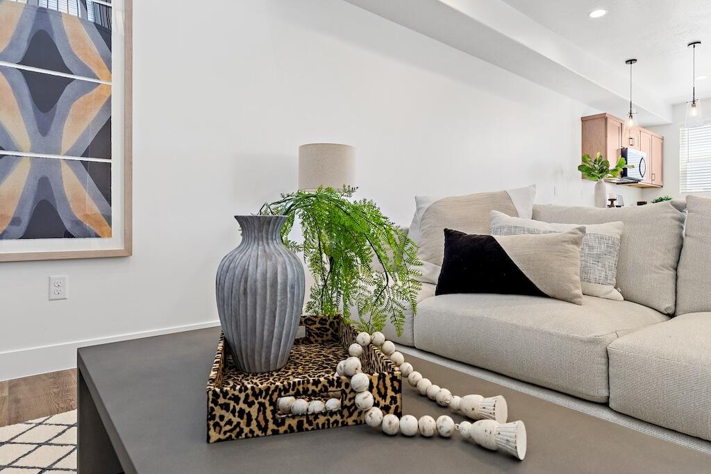 ROCKLAND TOWNHOMES - Residential