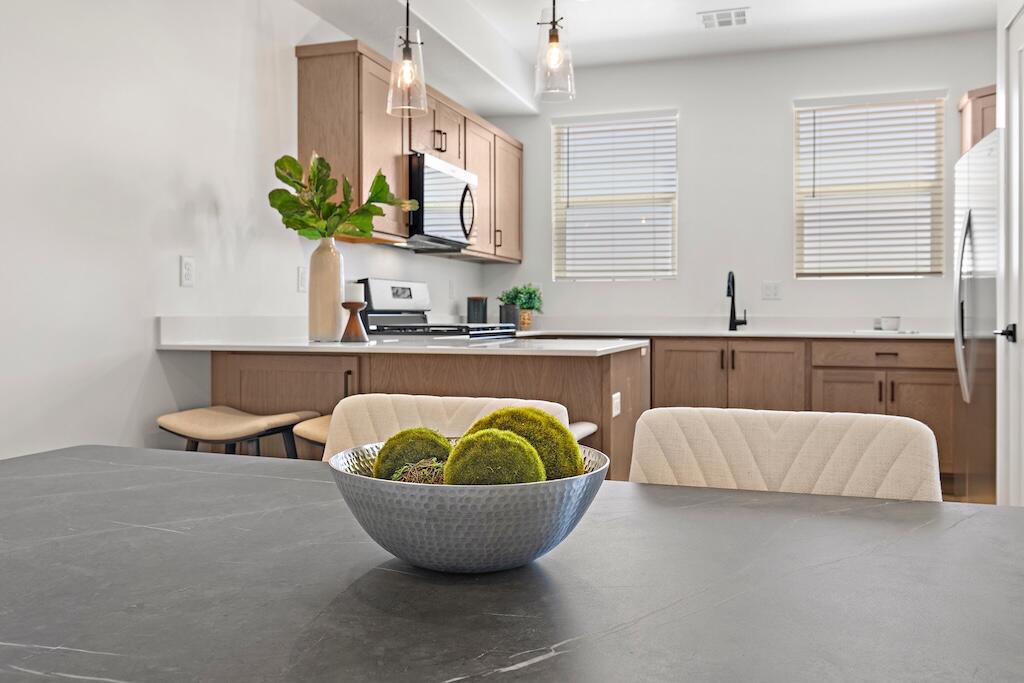 ROCKLAND TOWNHOMES - Residential