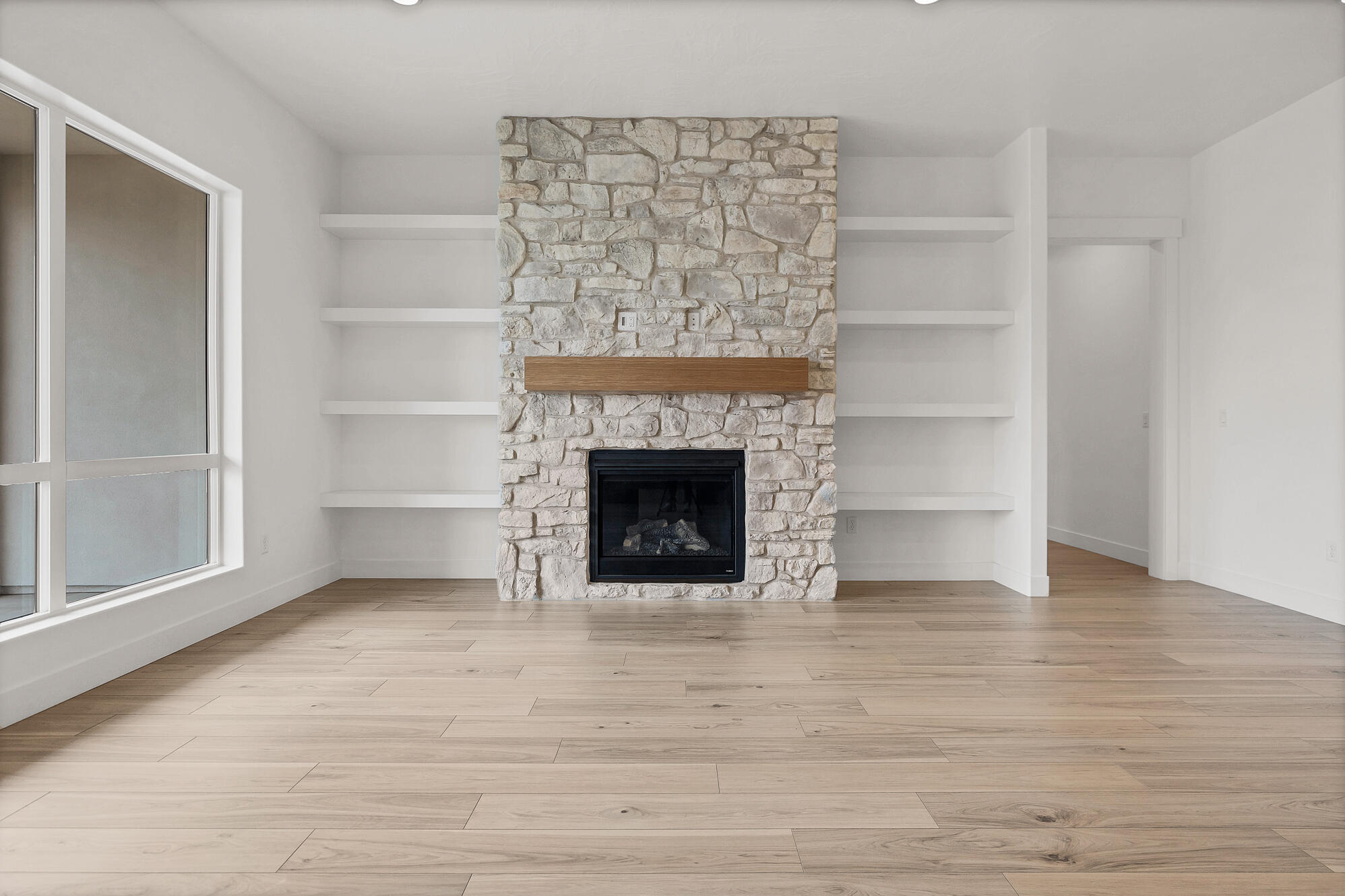 SHOOTING STAR - Residential