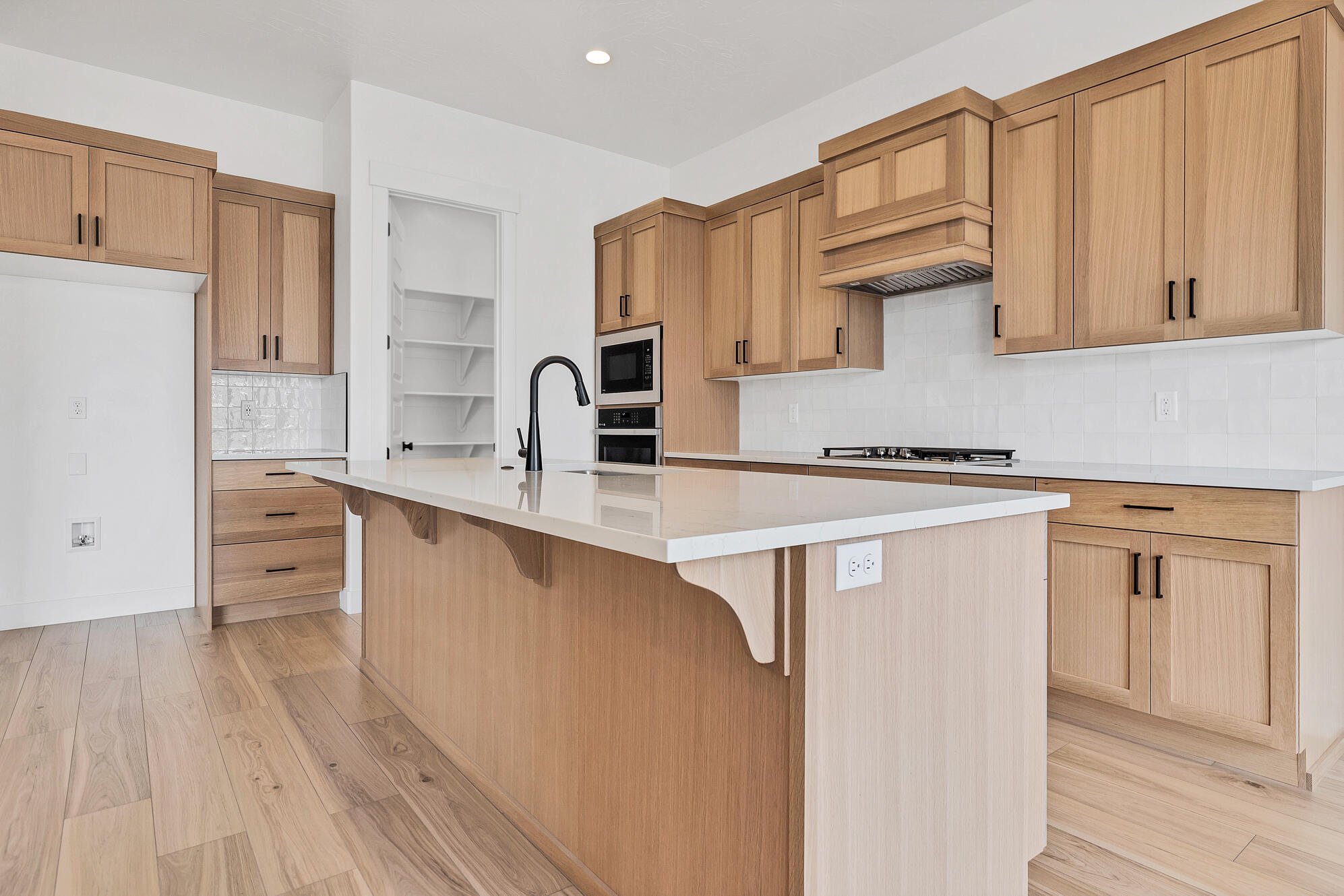 SHOOTING STAR - Residential