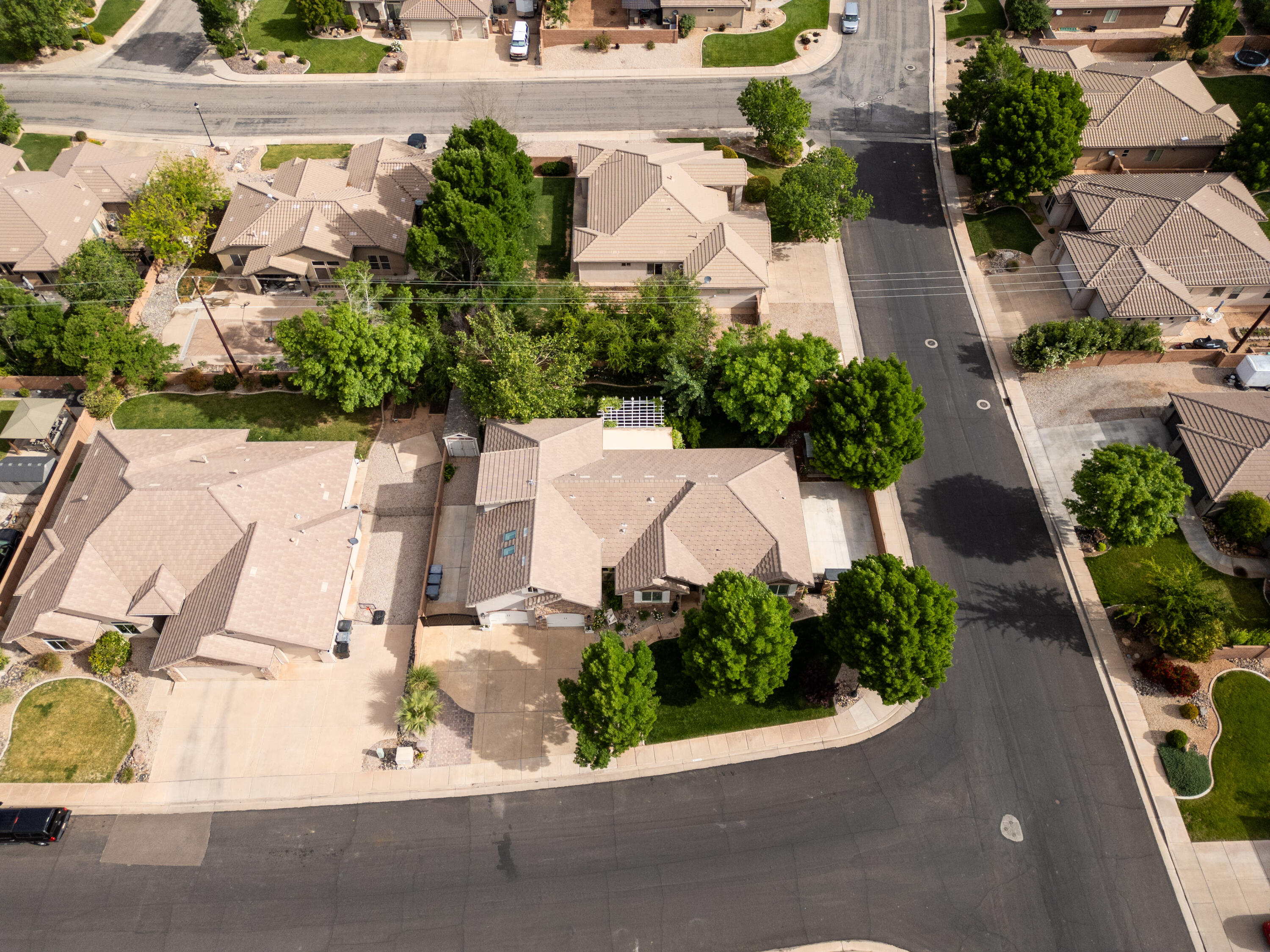 DESERT FIELDS - Residential