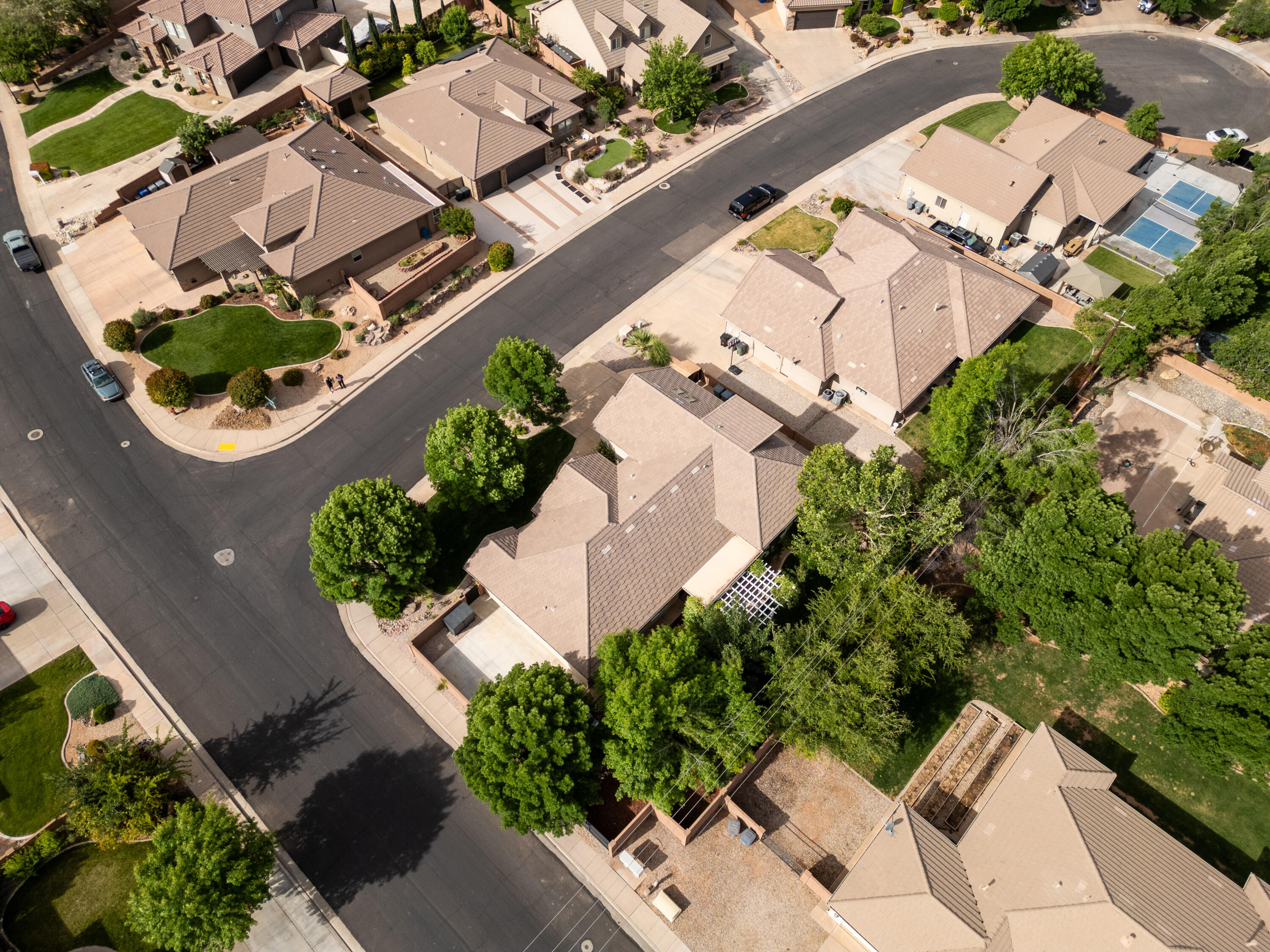 DESERT FIELDS - Residential